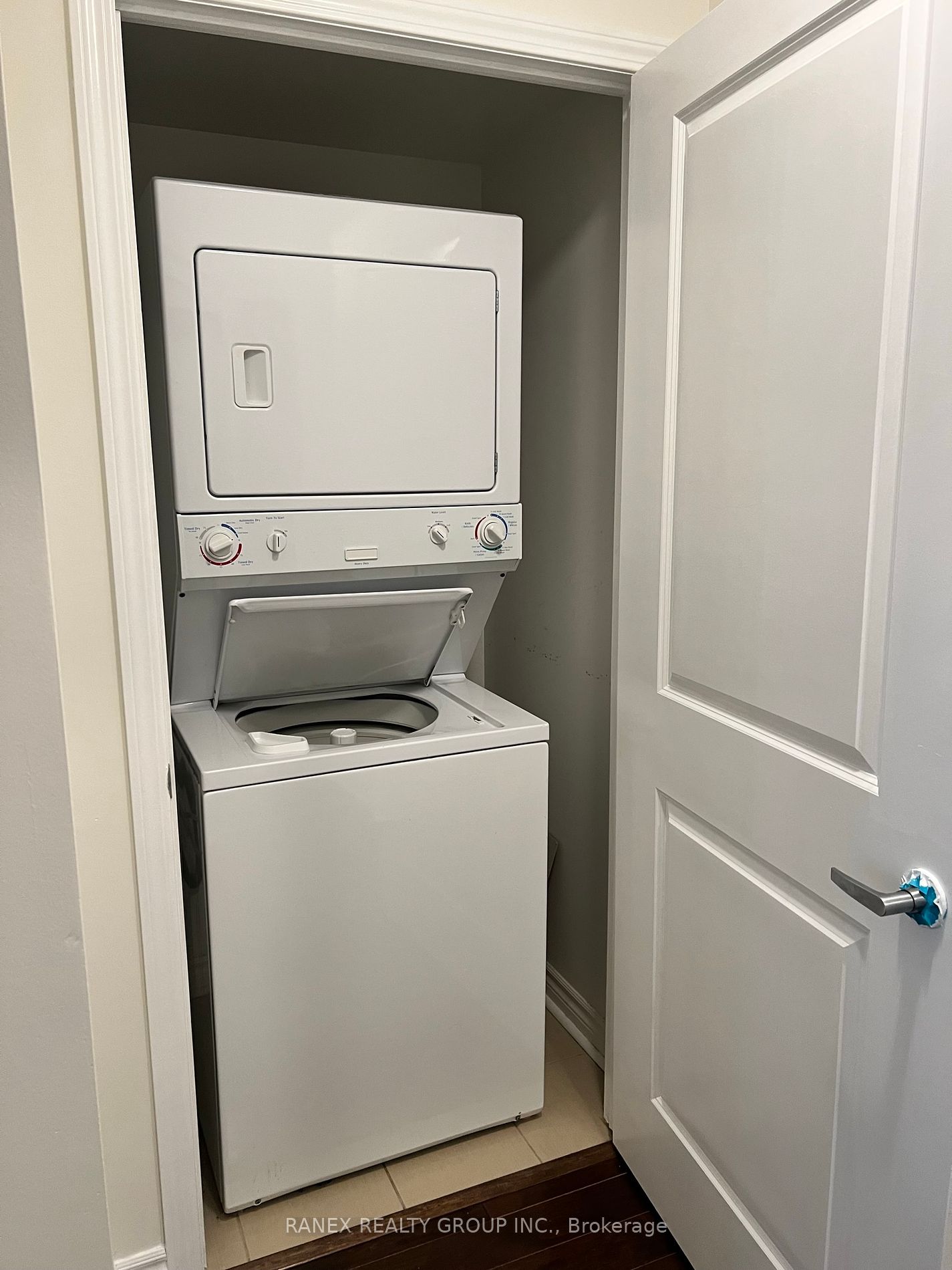 385 Prince Of Wales Drive #317