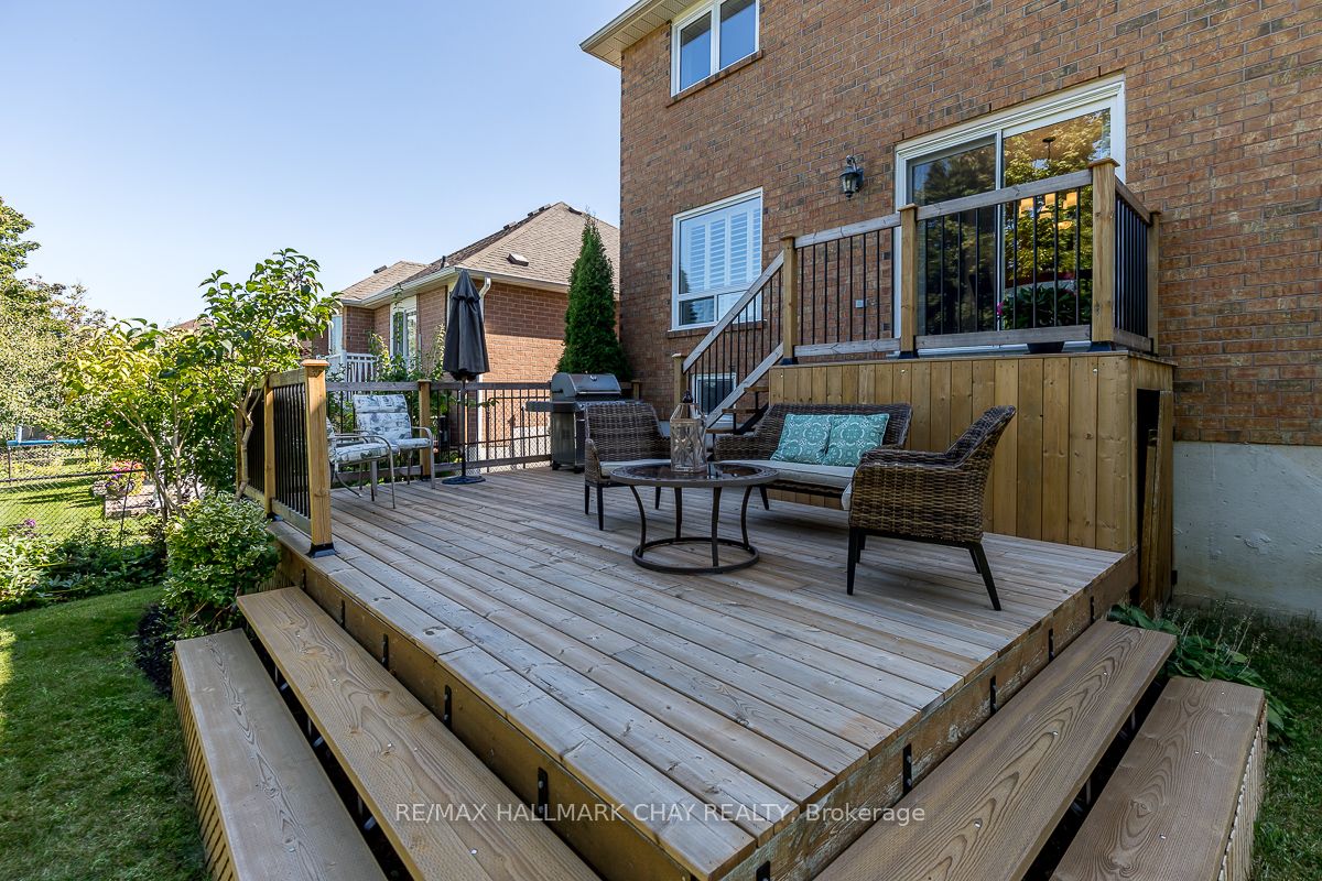 46 Foxchase Drive
