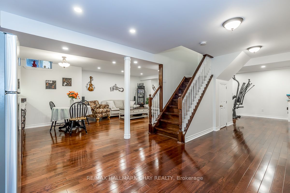 46 Foxchase Drive