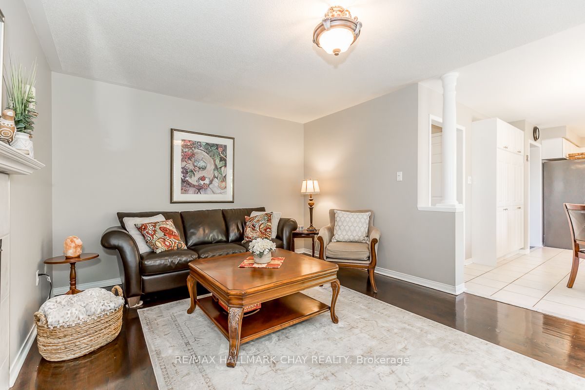 46 Foxchase Drive