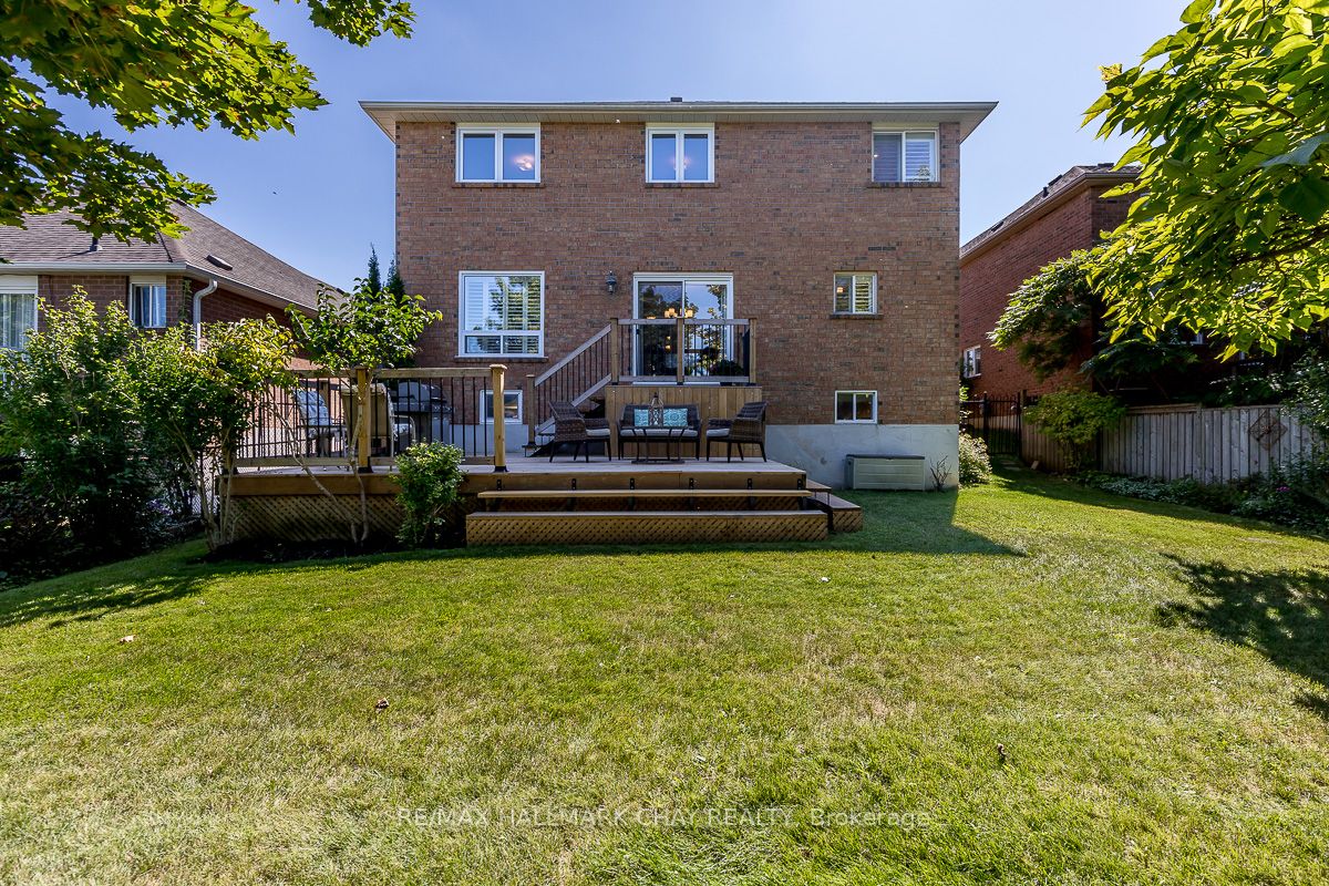 46 Foxchase Drive