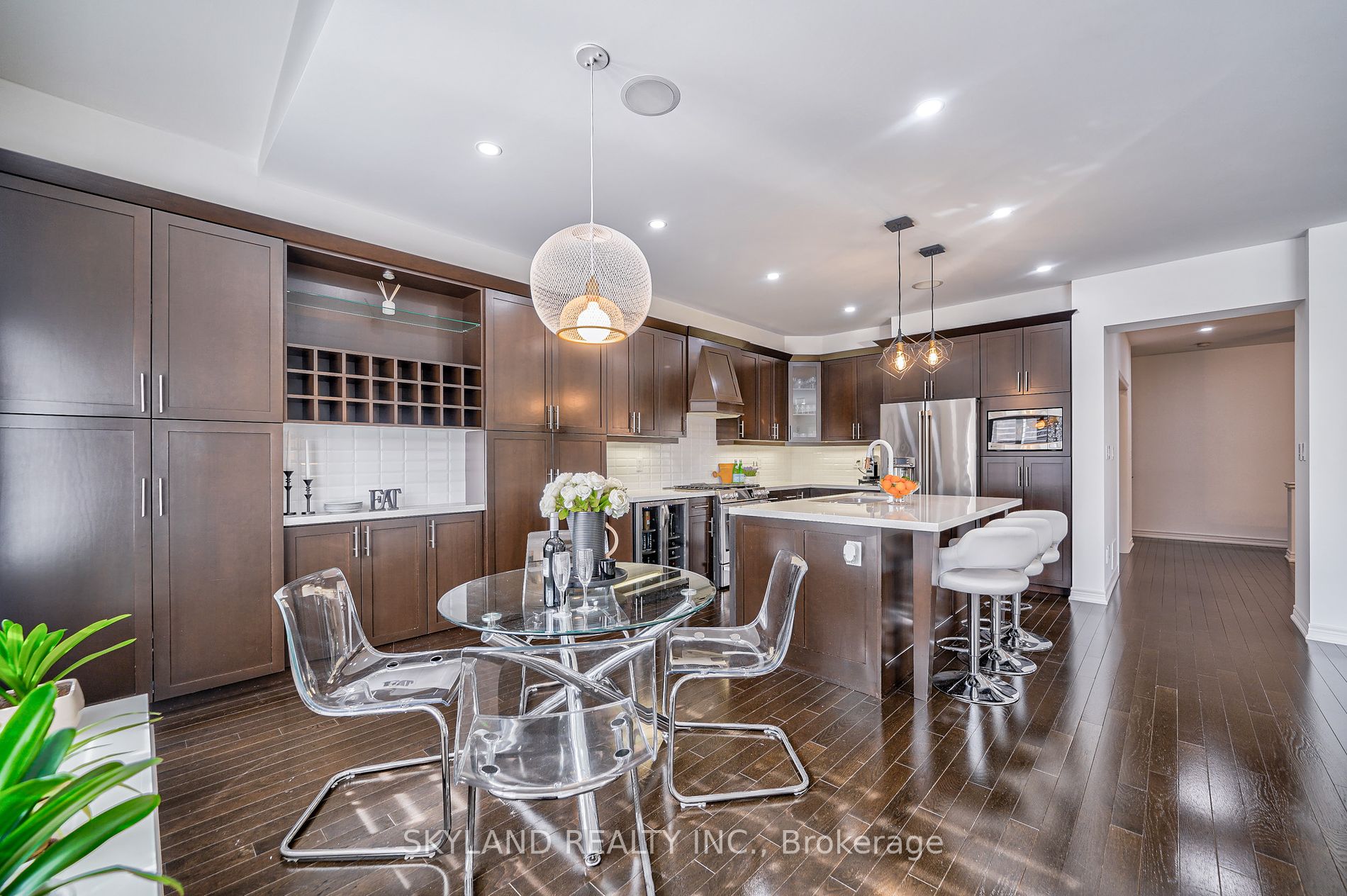 2400 Colonel William Parkway