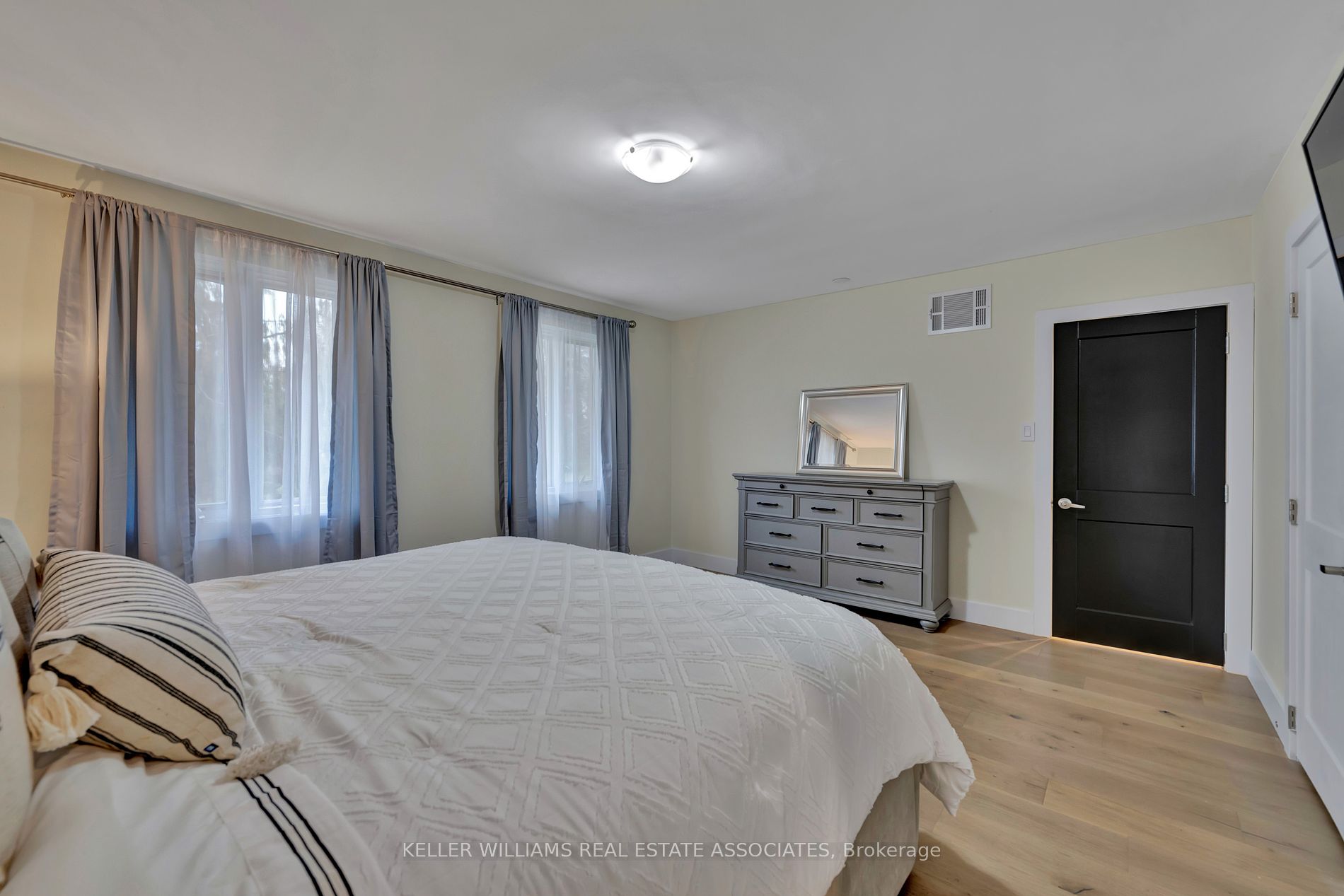 551 Cochise Crescent