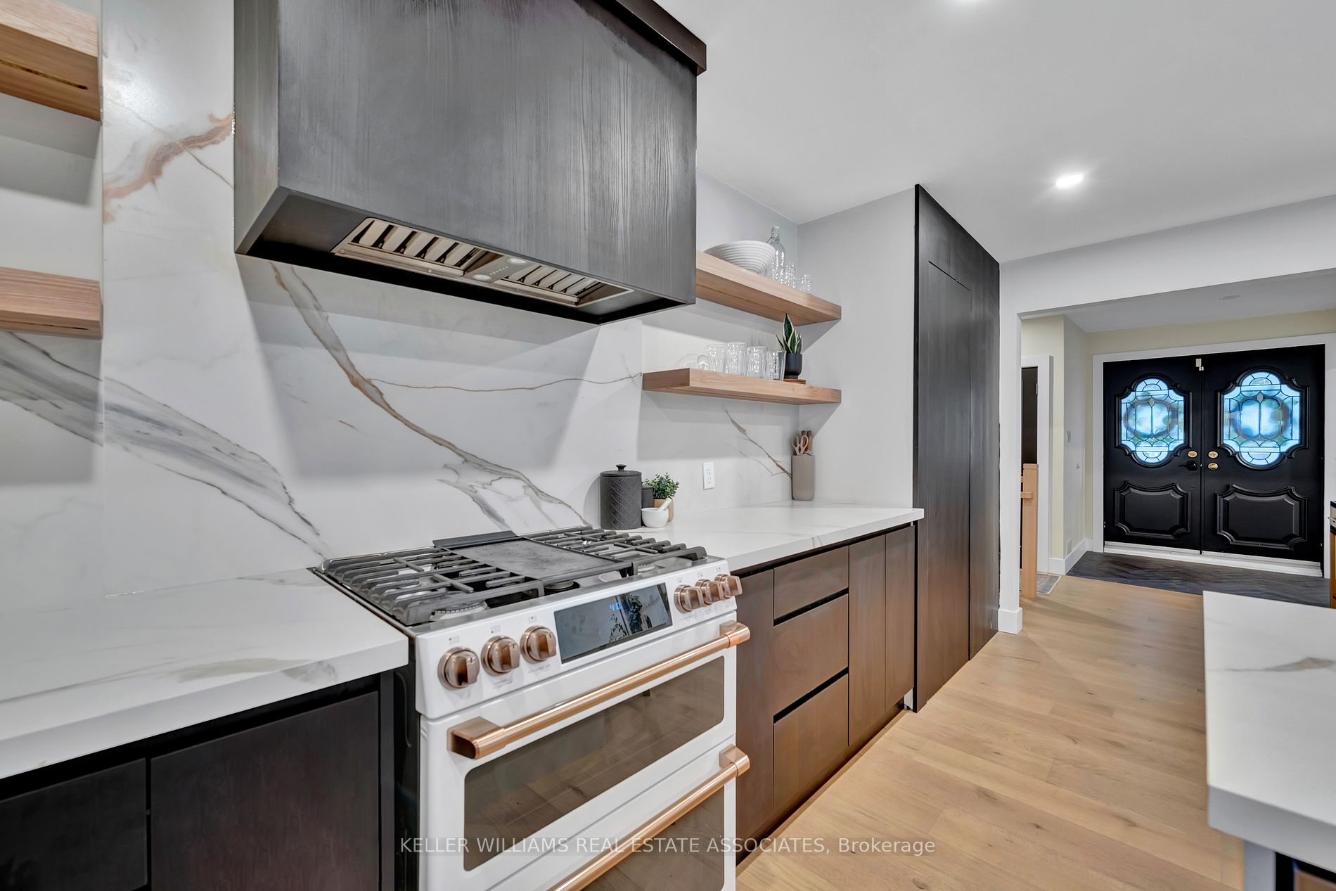 551 Cochise Crescent