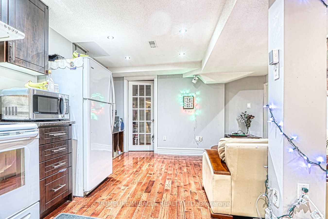 272 Pressed Brick Dr