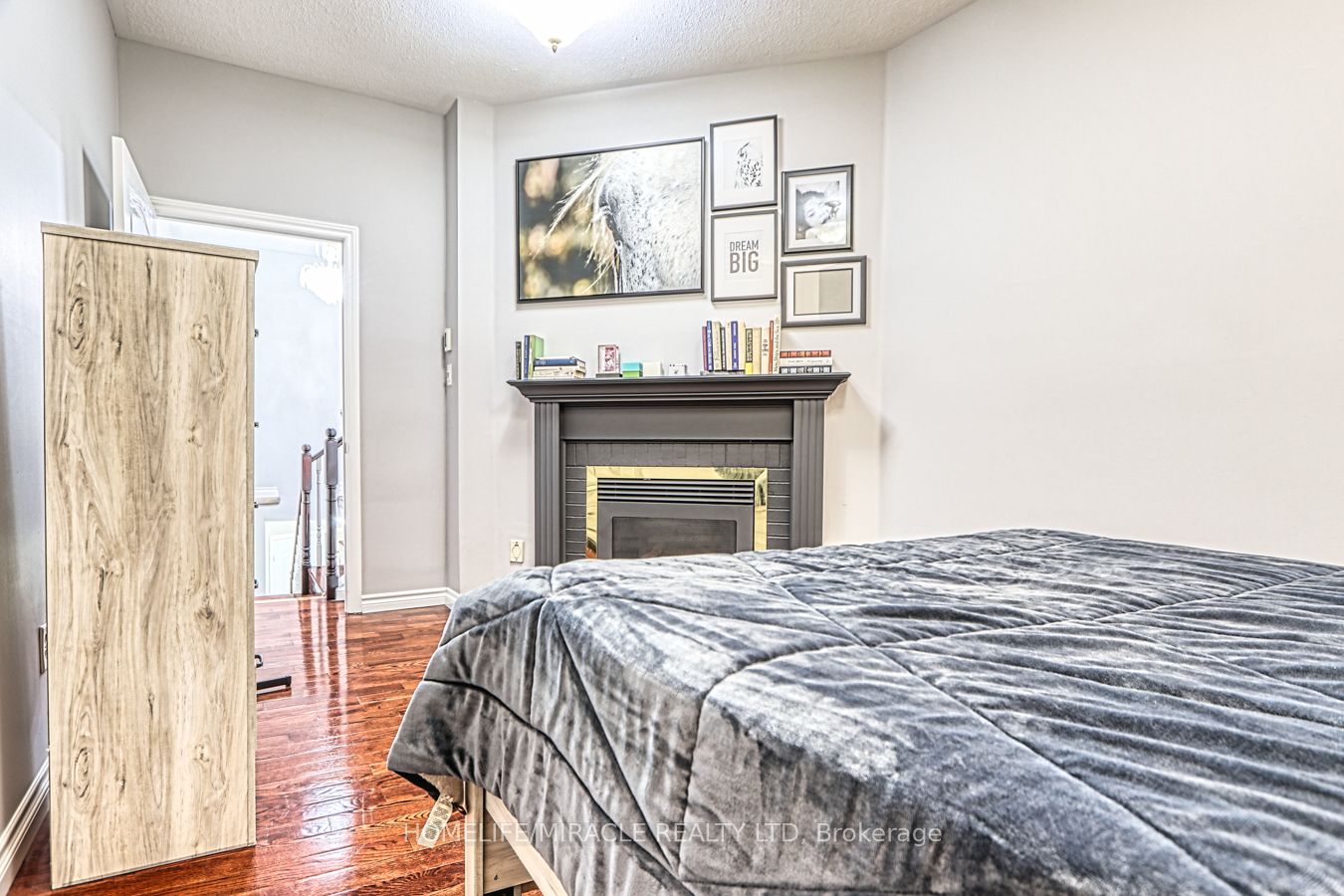 272 Pressed Brick Dr