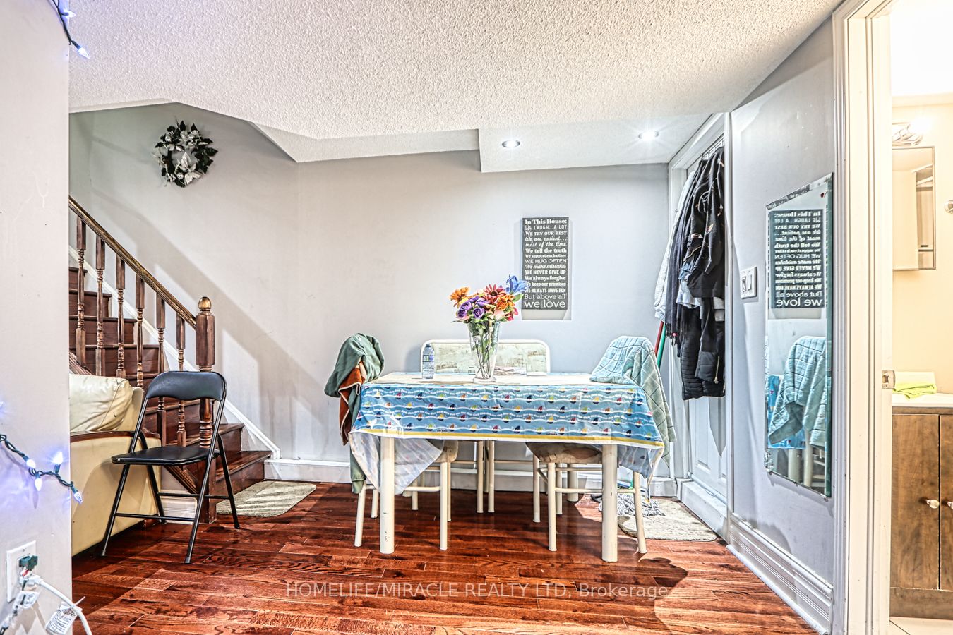 272 Pressed Brick Dr