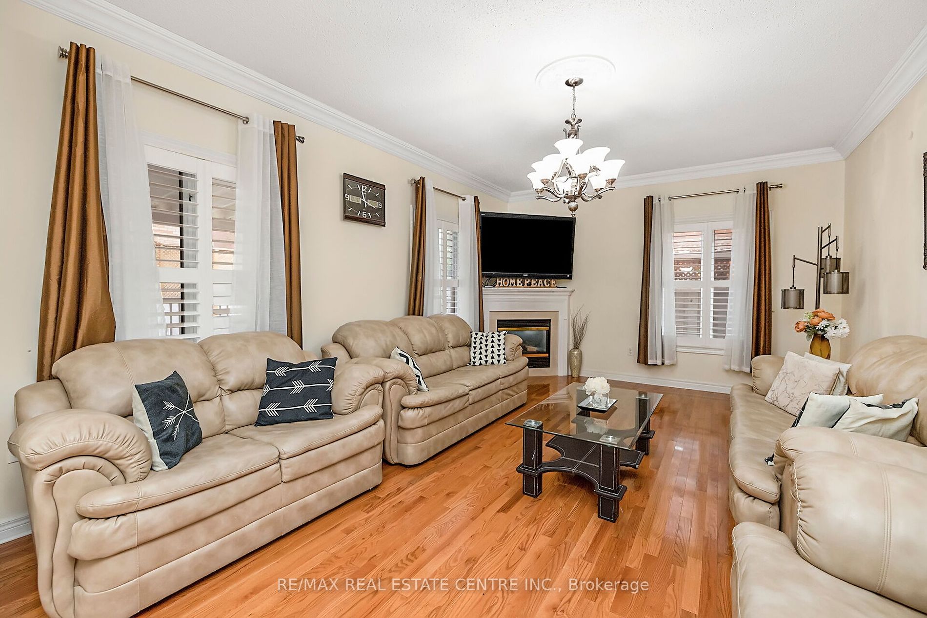 12 Maisonneuve Blvd