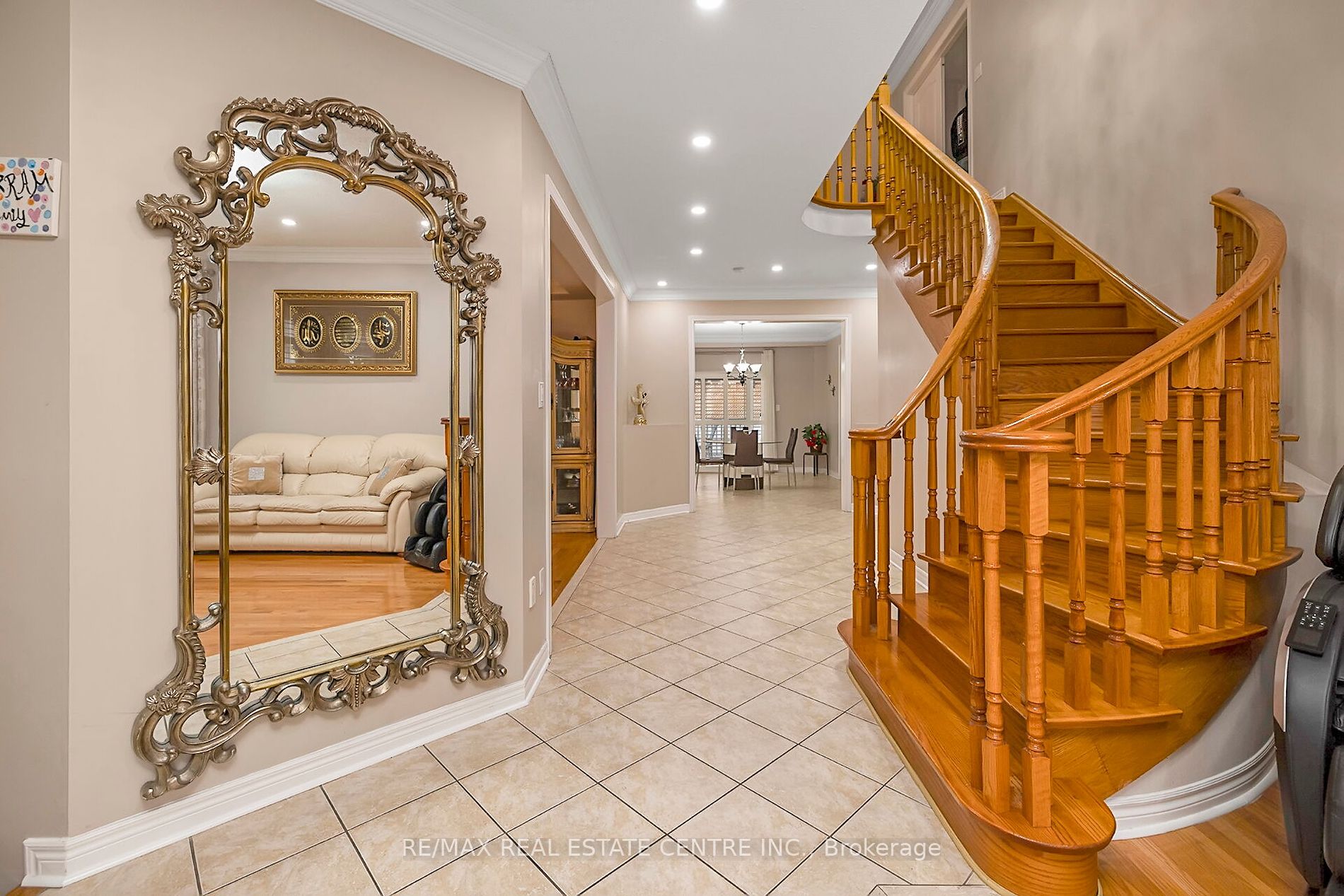 12 Maisonneuve Blvd