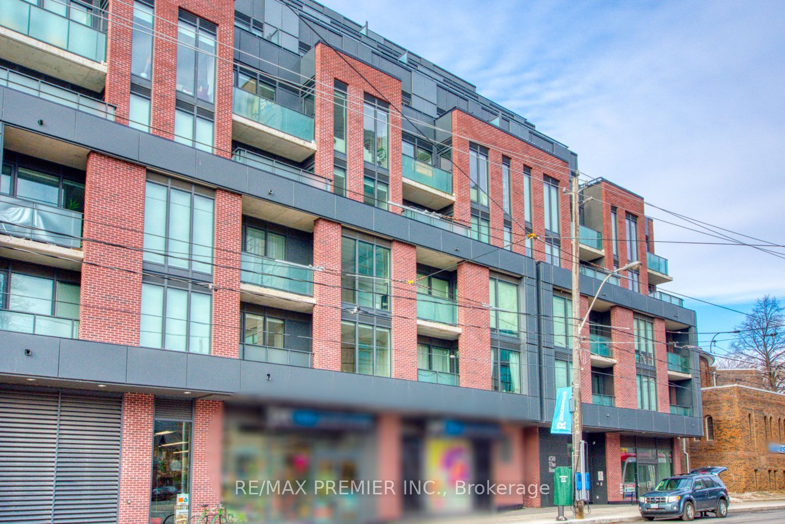 430 Roncesvalles Avenue, #105