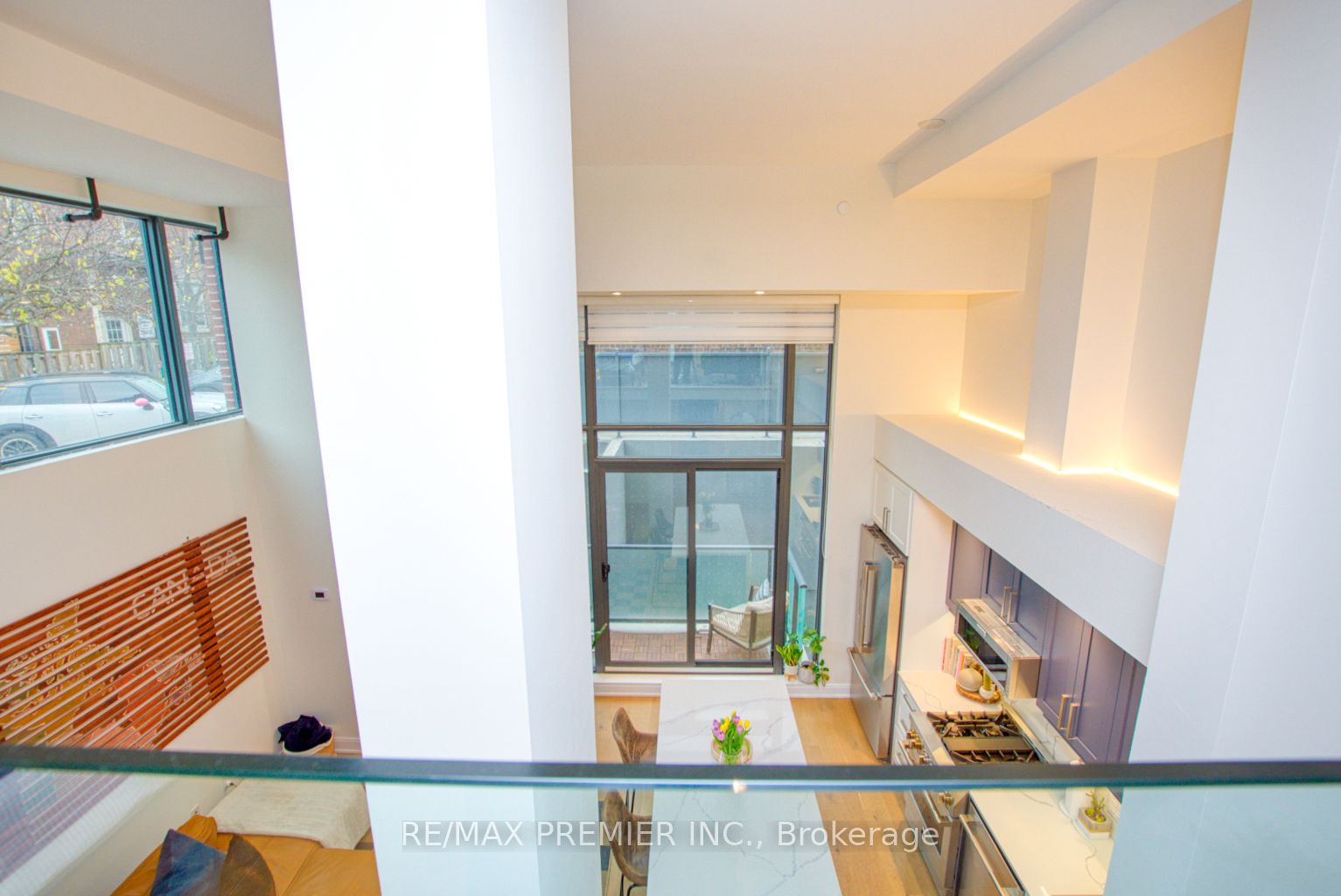 430 Roncesvalles Avenue, #105