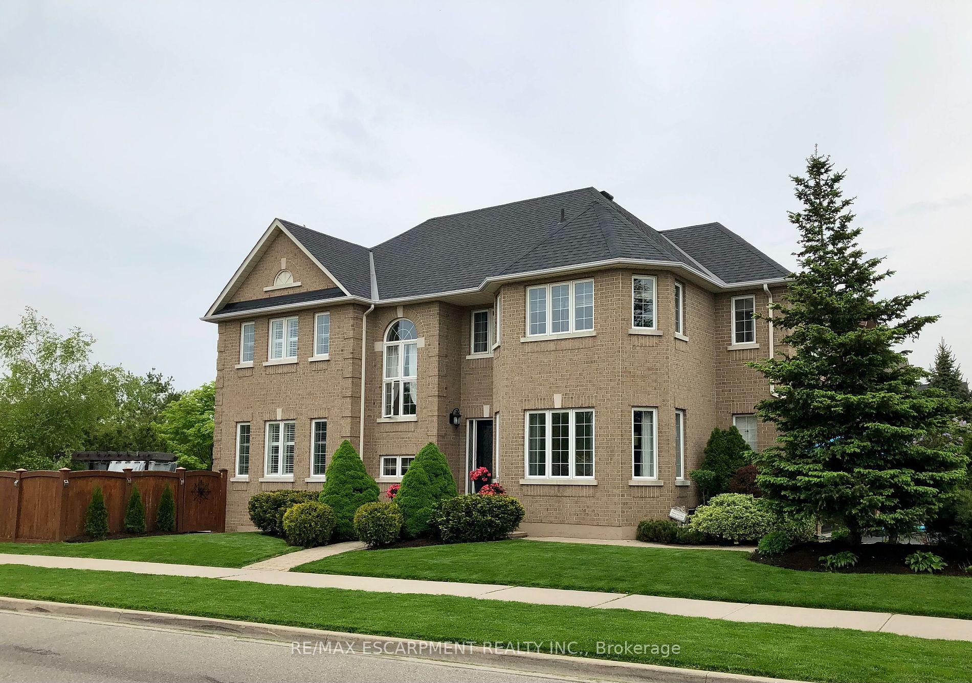 2137 Frontier Drive