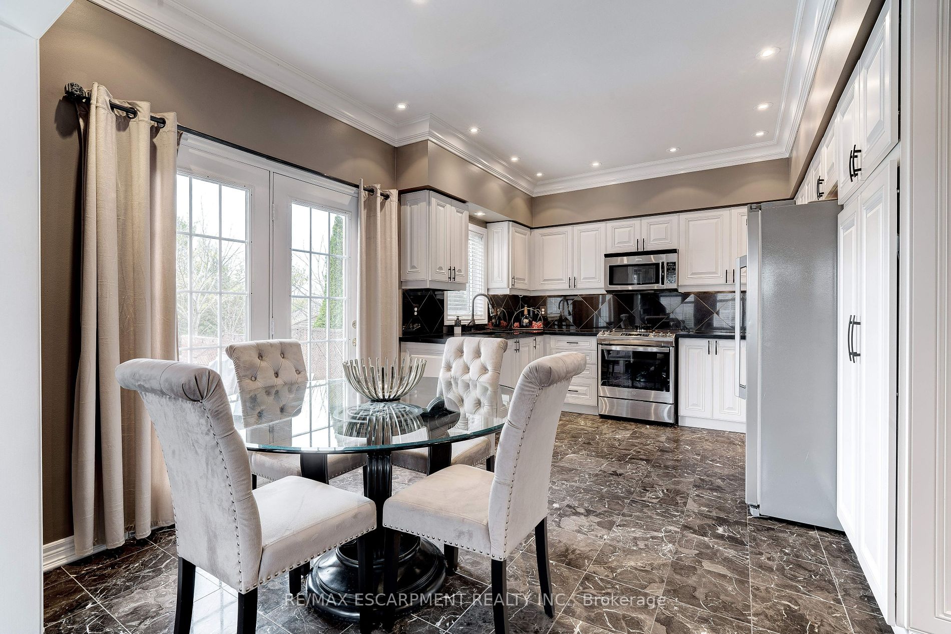 2137 Frontier Drive