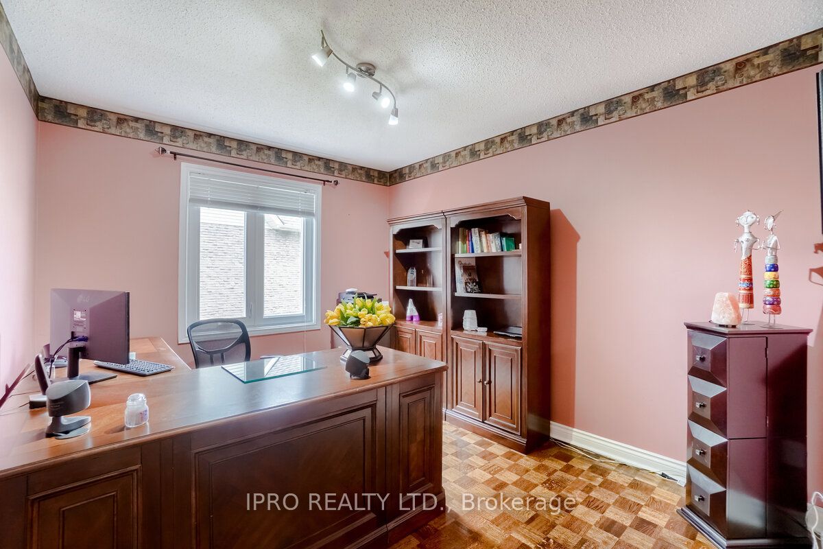1236 Fleet Street