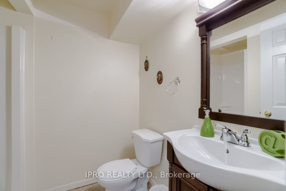 1236 Fleet Street