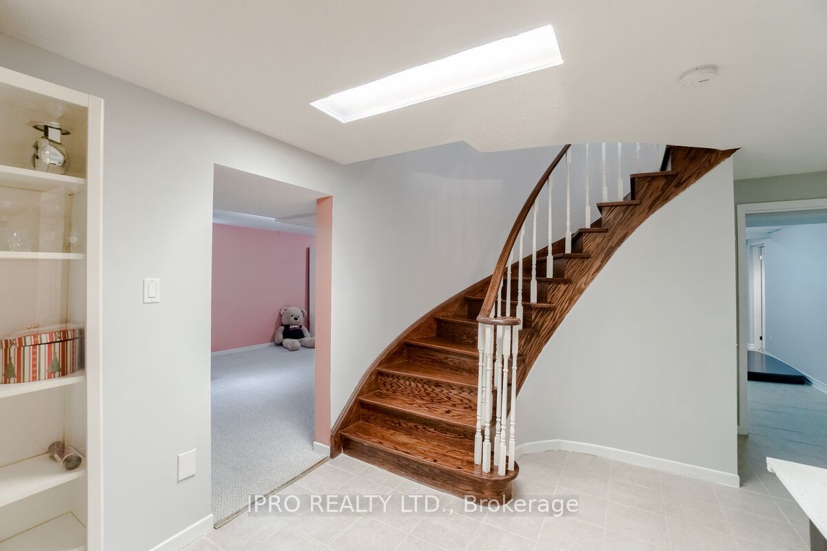 1236 Fleet Street