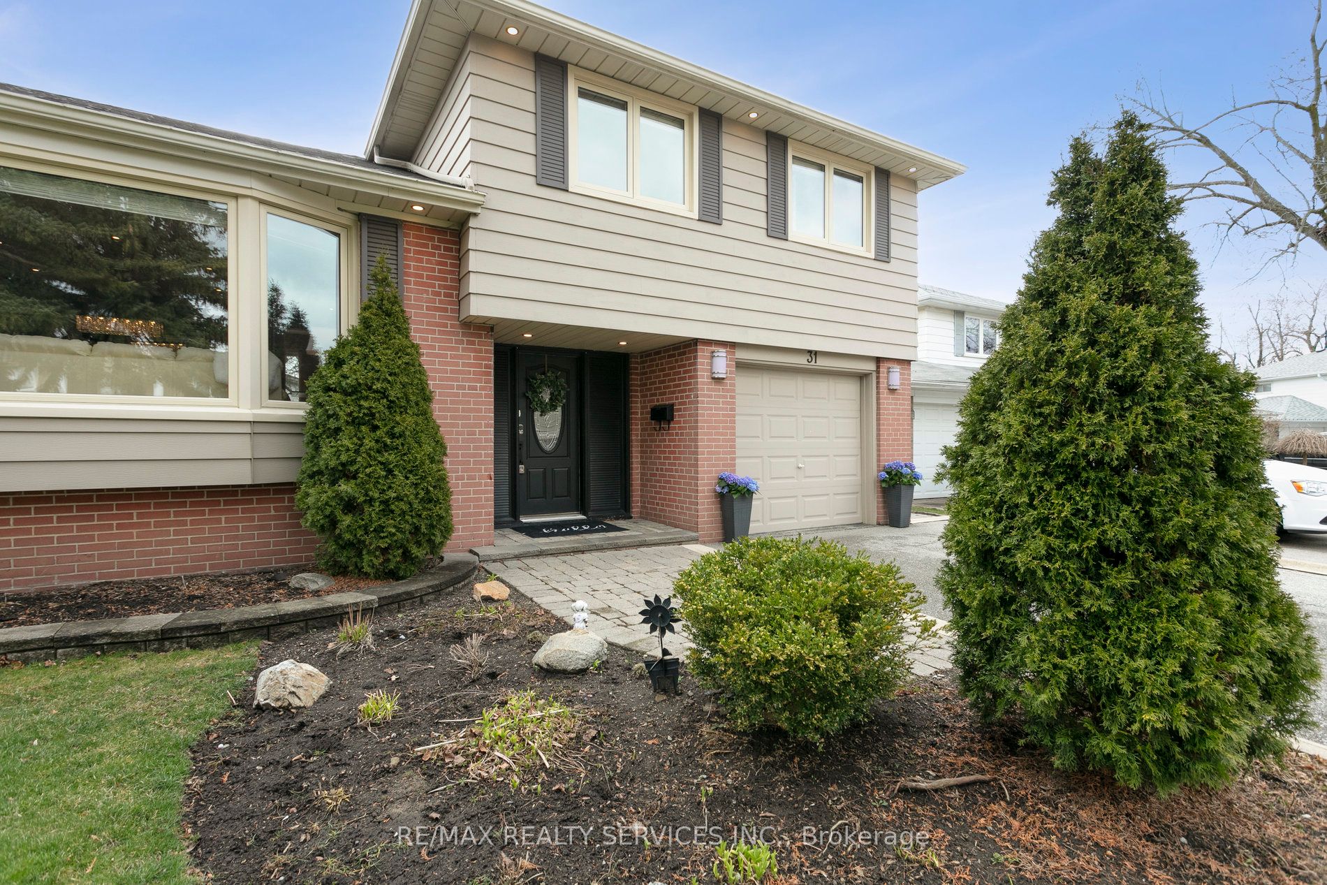 31 Core Crescent