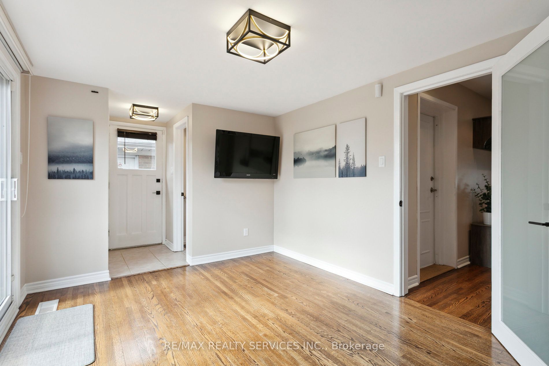 31 Core Crescent