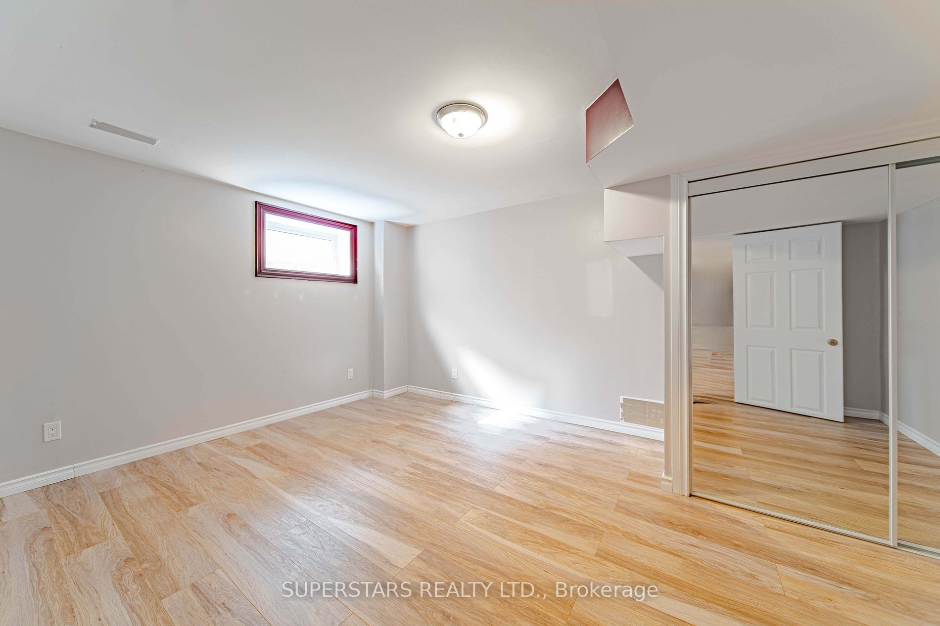 3043 Weston Road
