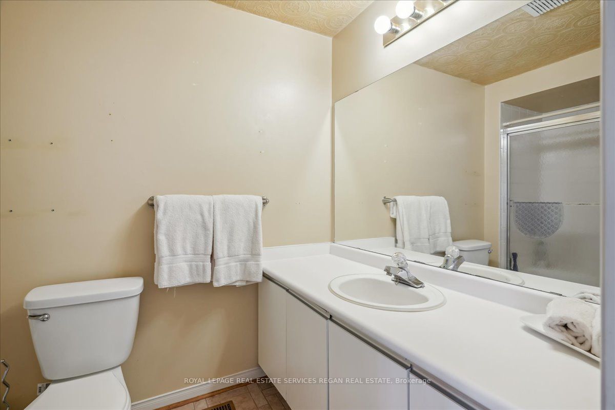 2470 Headon Forest Dr, #15