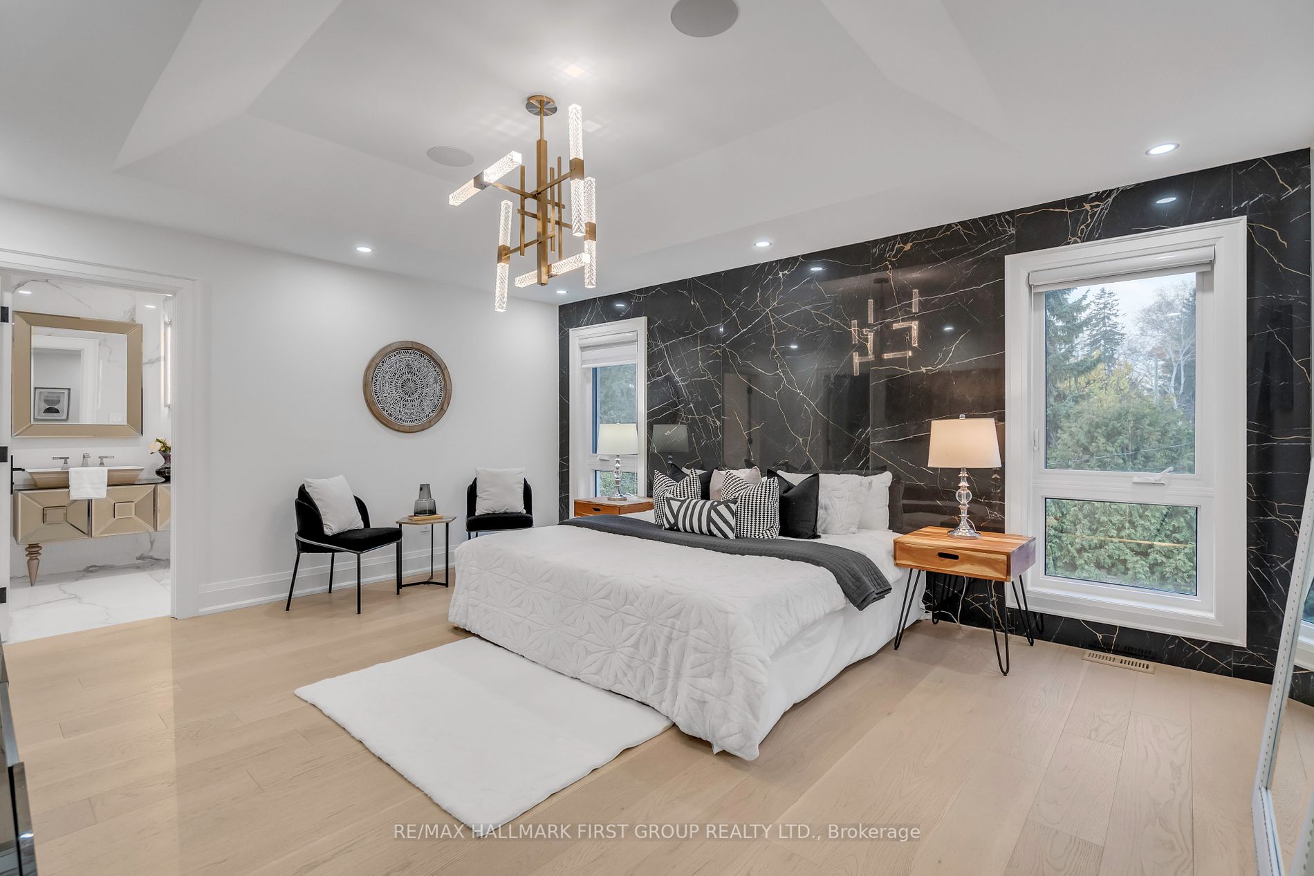 246 Edenbridge Dr