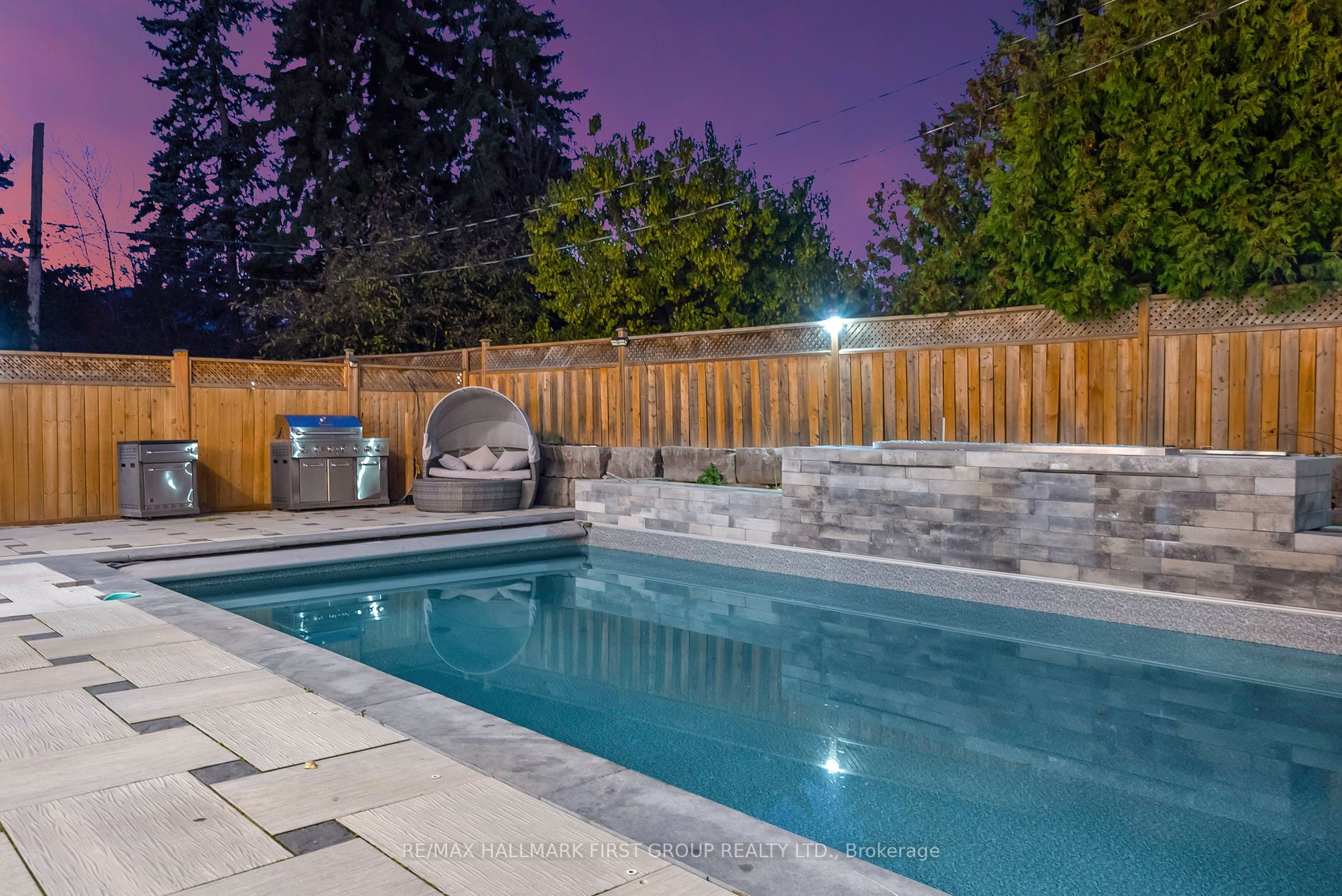 246 Edenbridge Dr