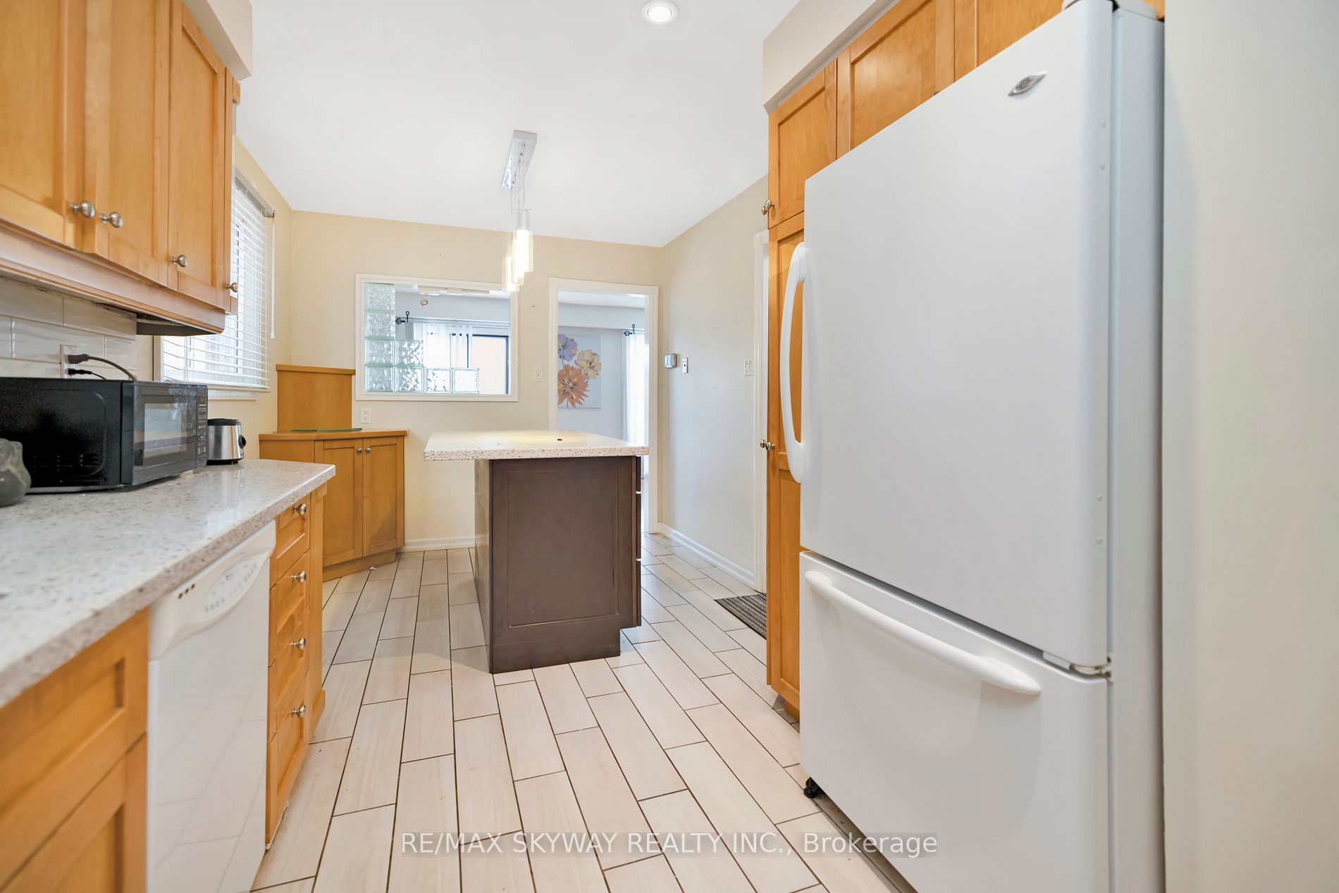 60 Martindale Crescent