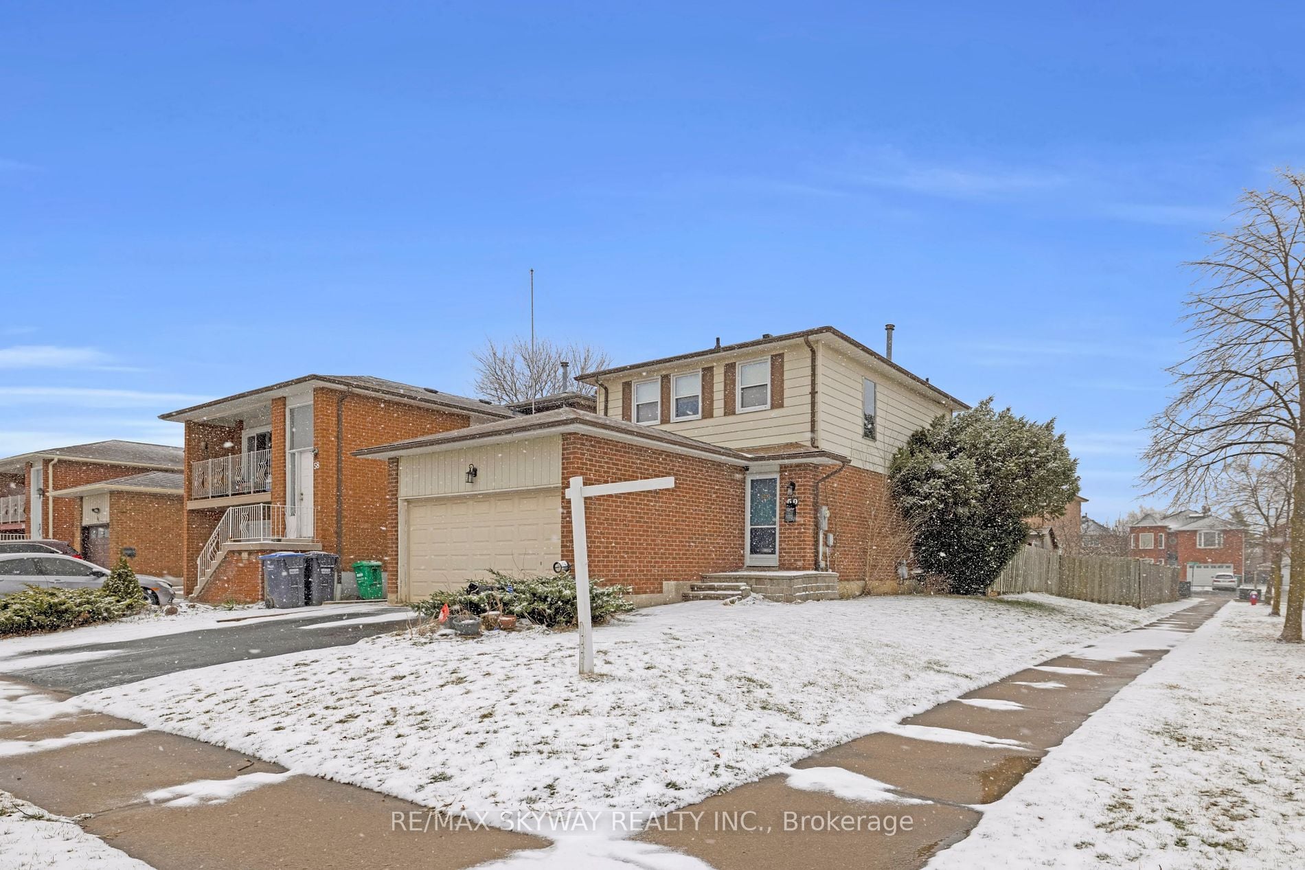 60 Martindale Crescent