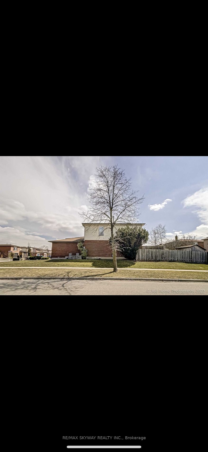 60 Martindale Crescent
