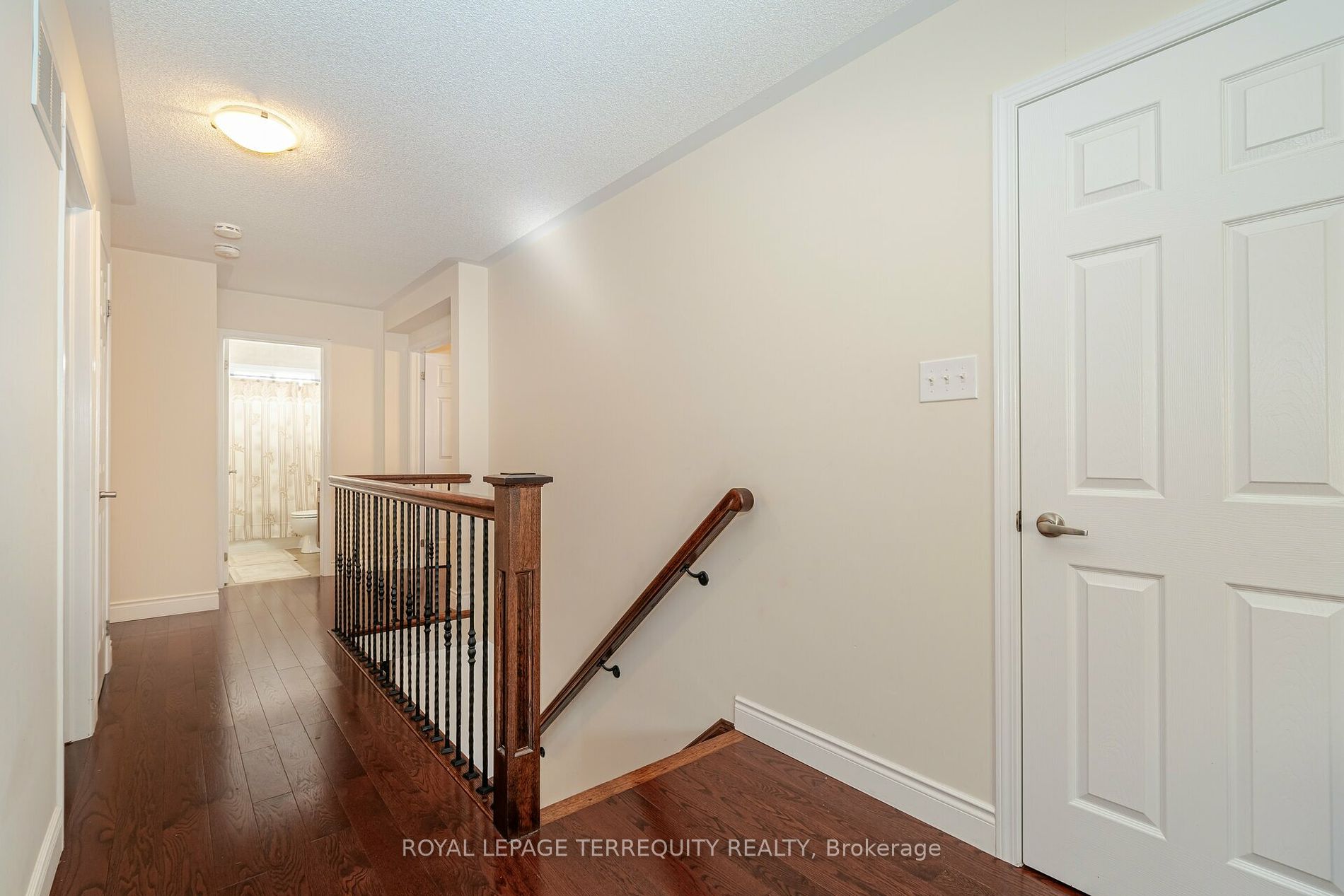 1330 Marshall Cres