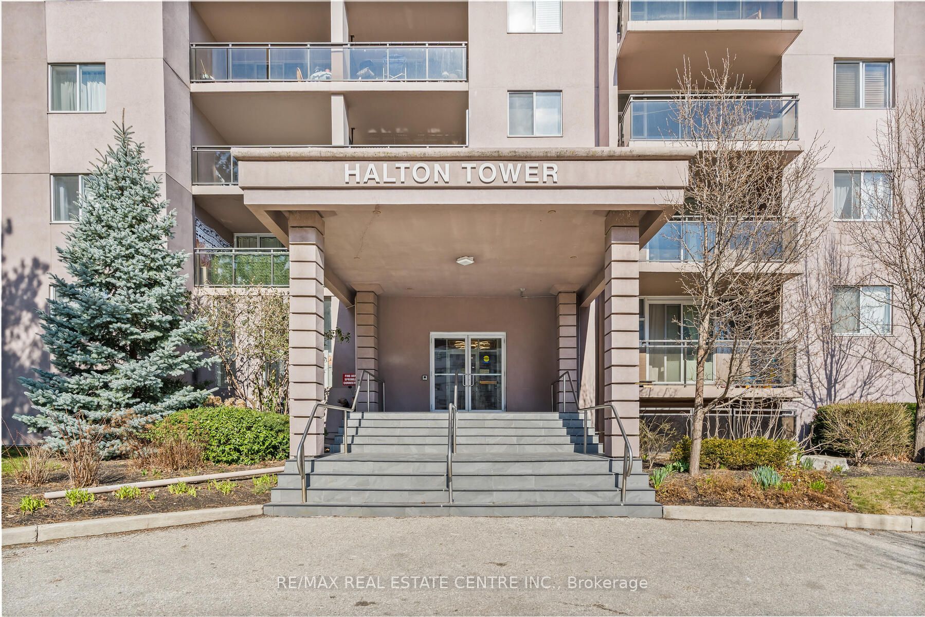 975 Warwick Court #1406