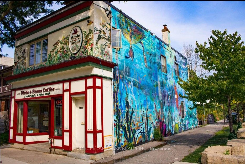 76 Burlington St