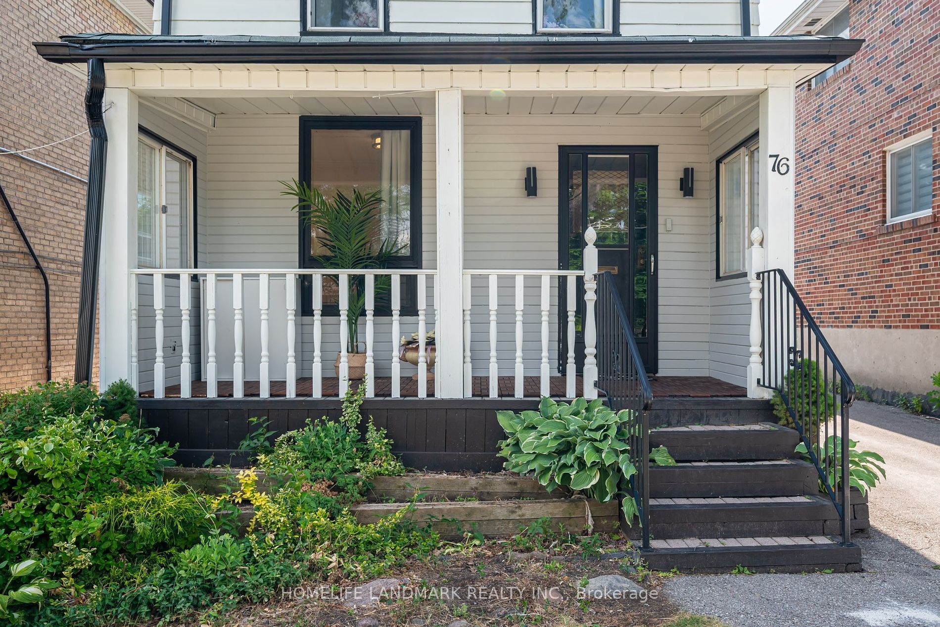 76 Burlington St