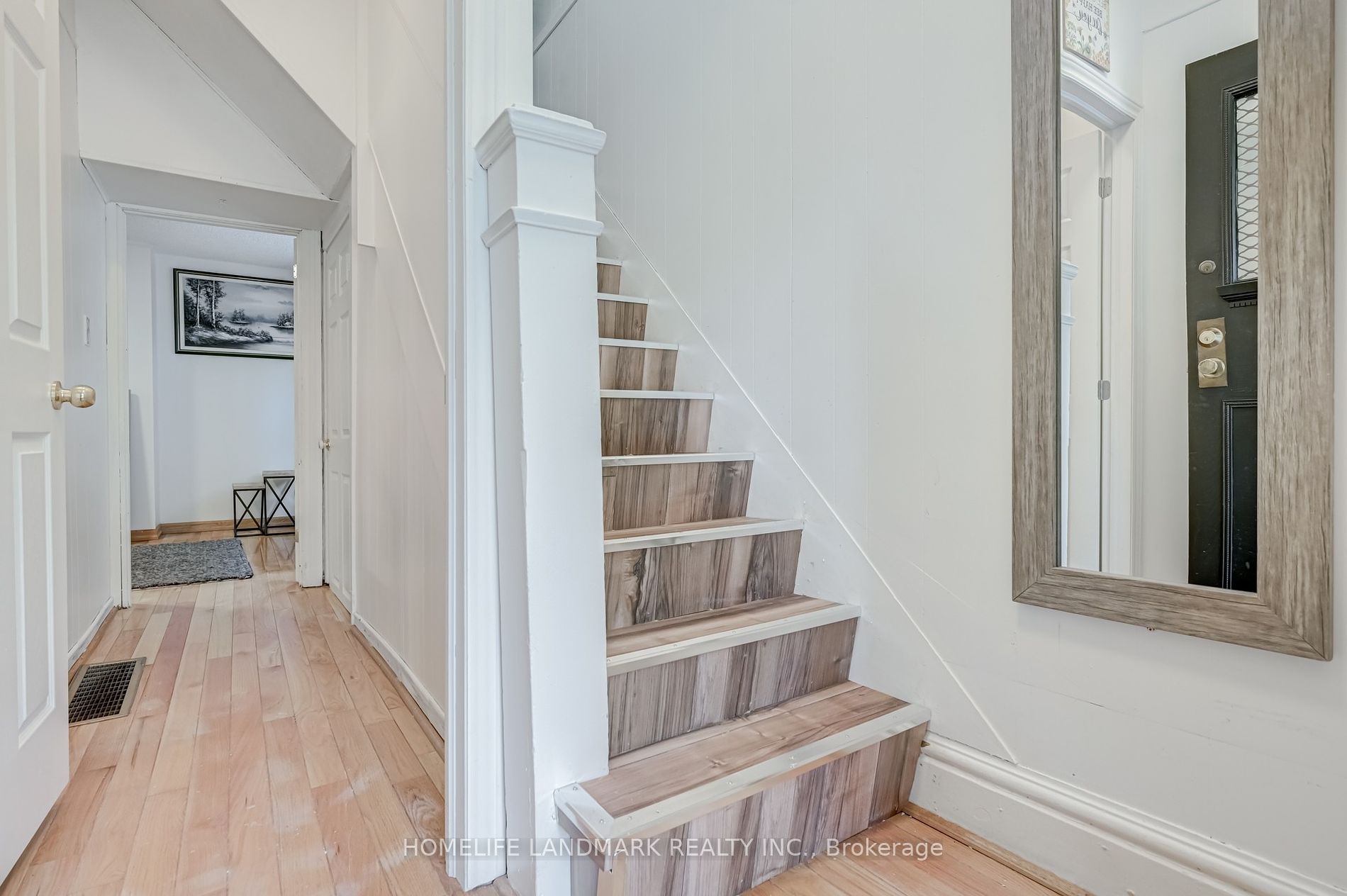 76 Burlington St