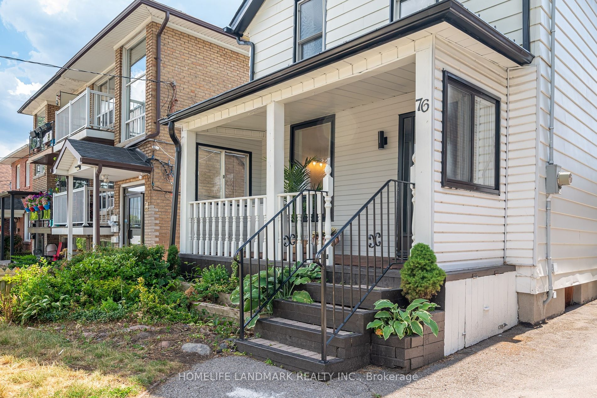 76 Burlington St