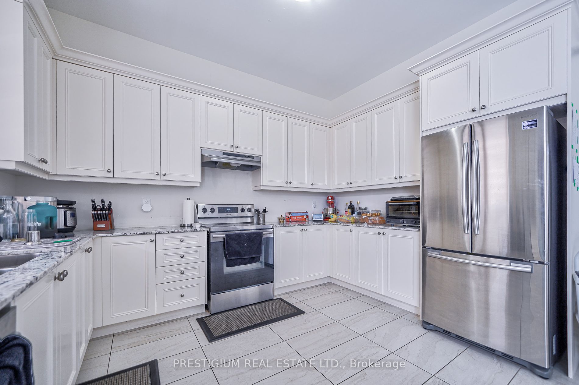 7 Malaspina Close