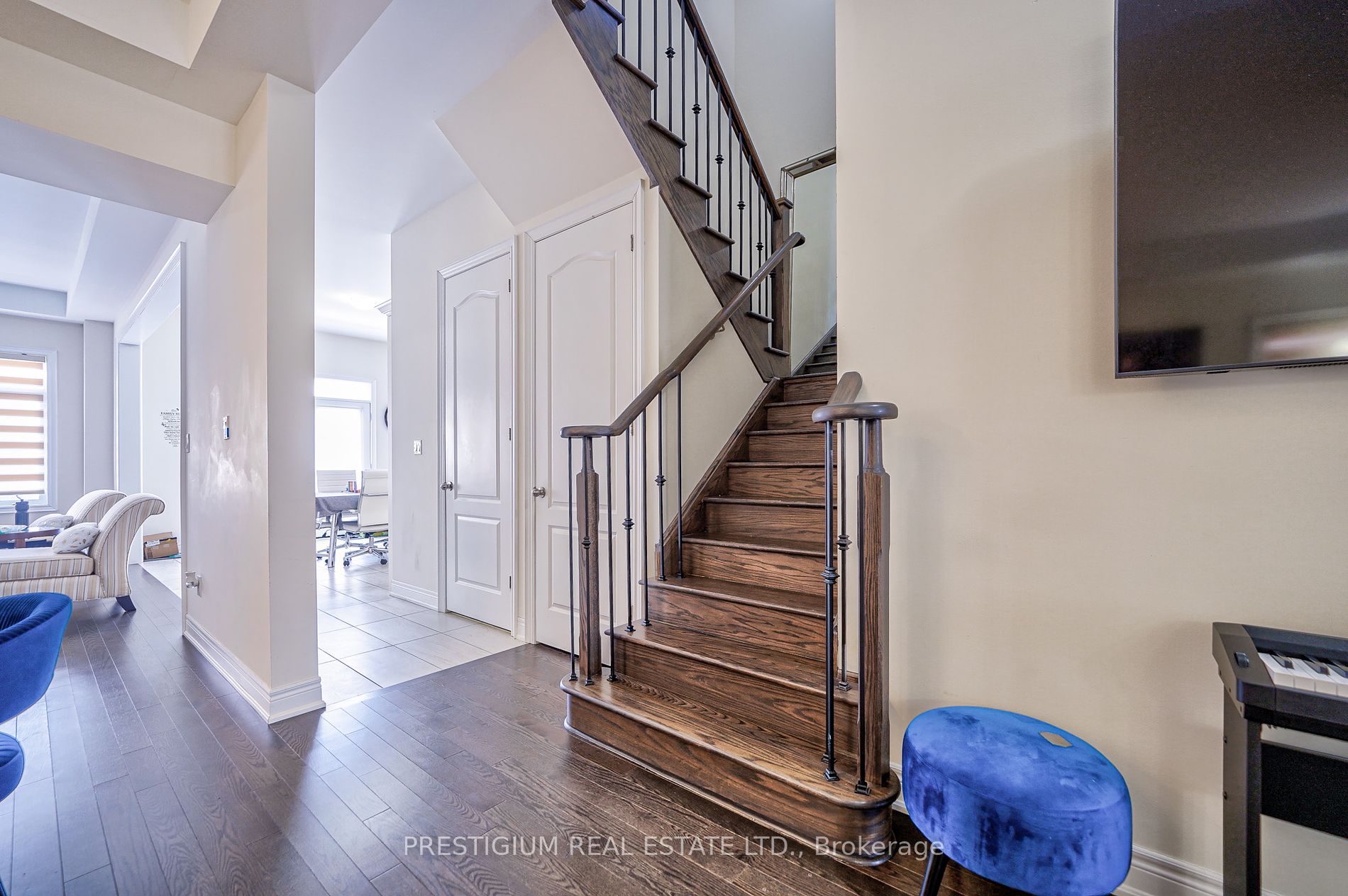 7 Malaspina Close