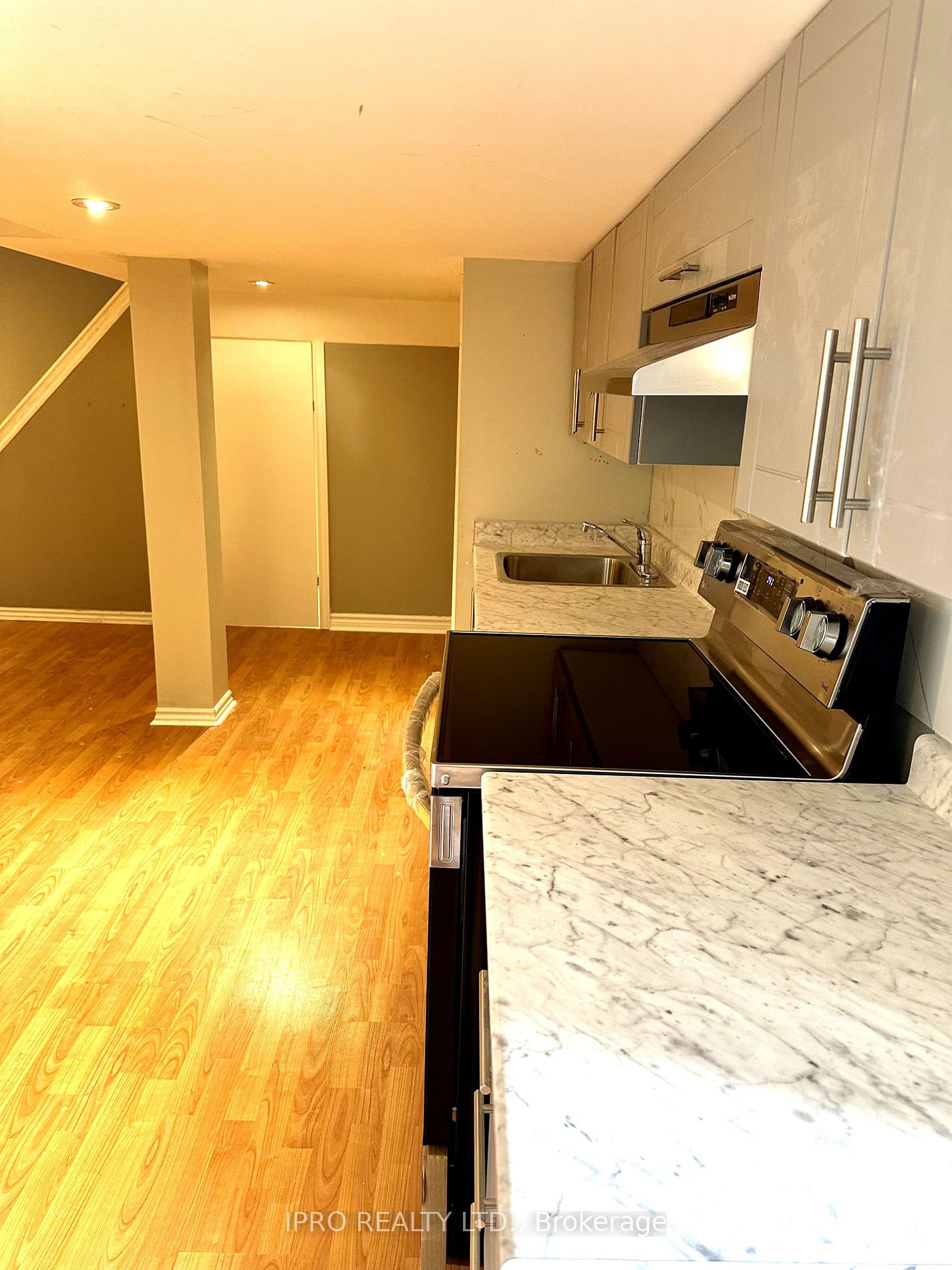 116 Rexway Dr