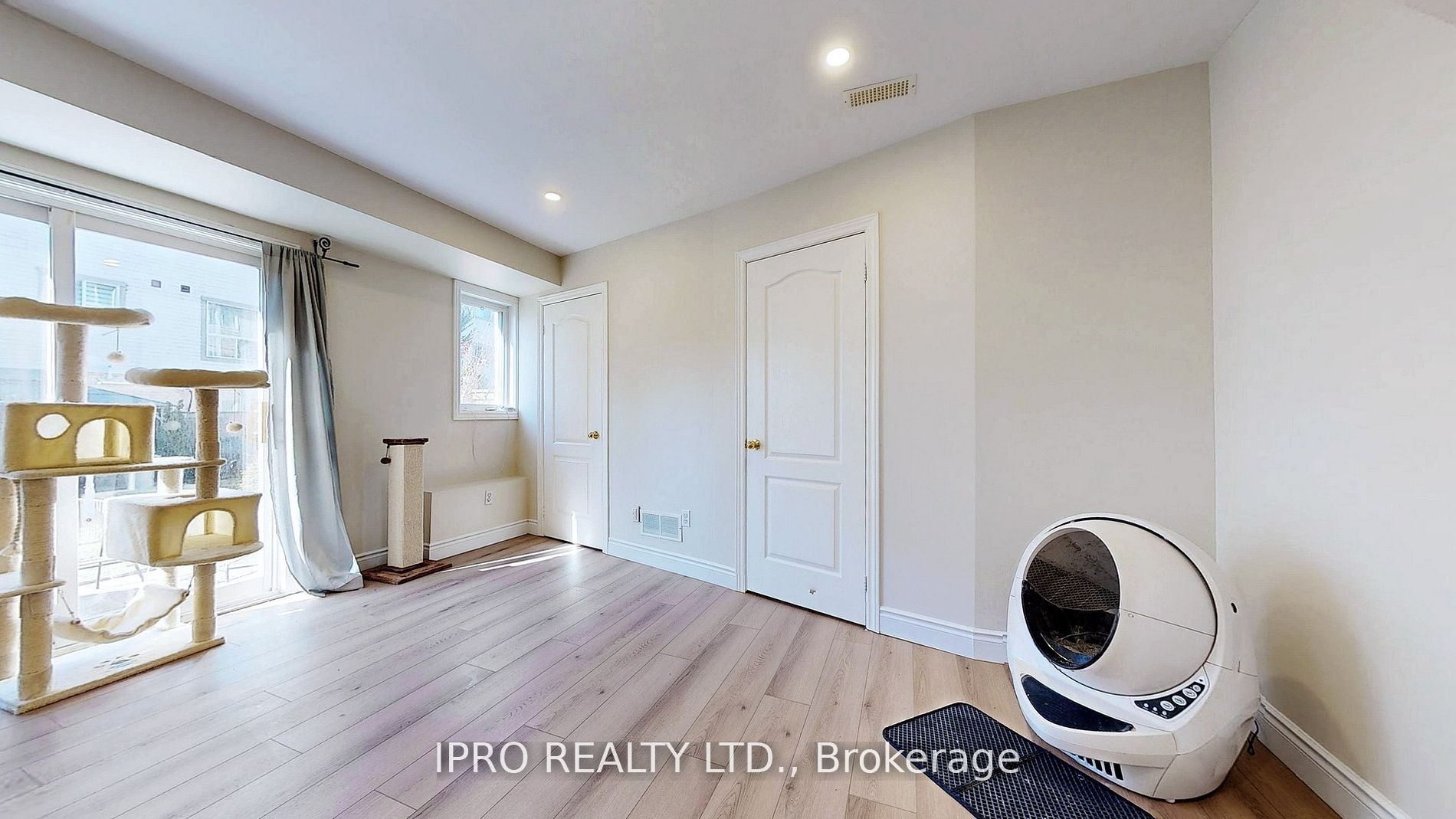 7284 Bellshire Gate, #3