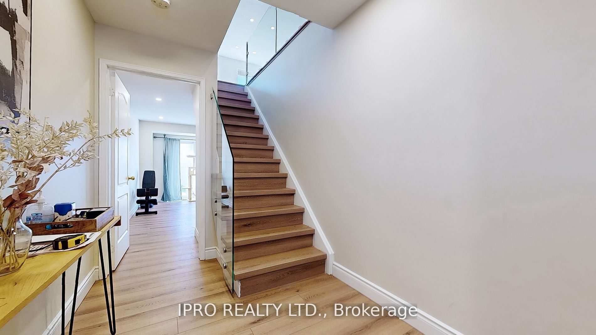 7284 Bellshire Gate, #3