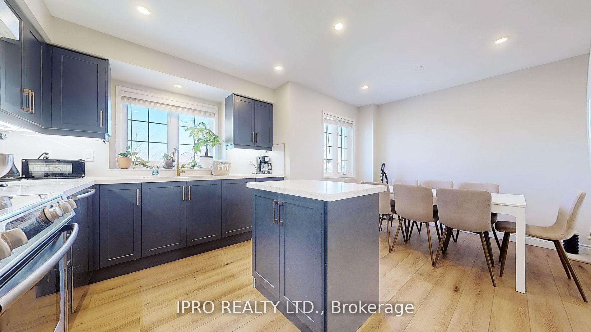 7284 Bellshire Gate, #3