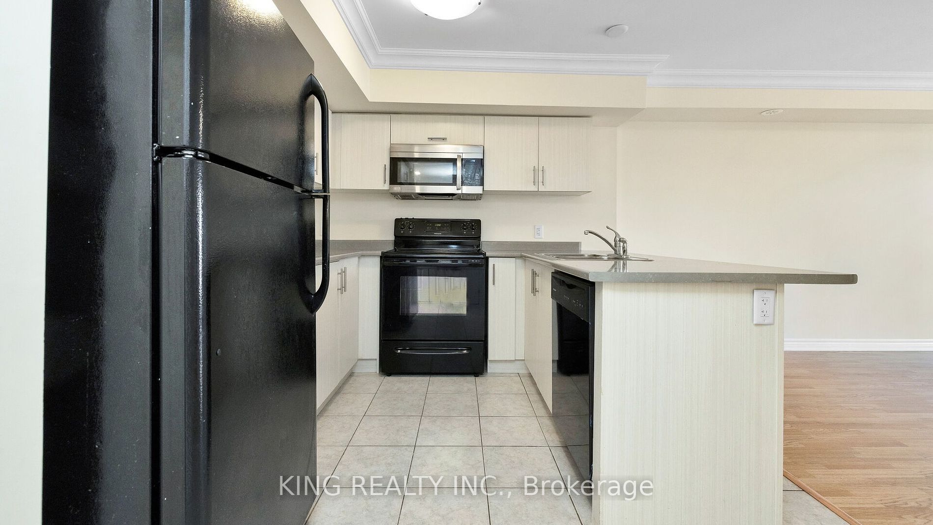 2441 Greenwich Drive #66