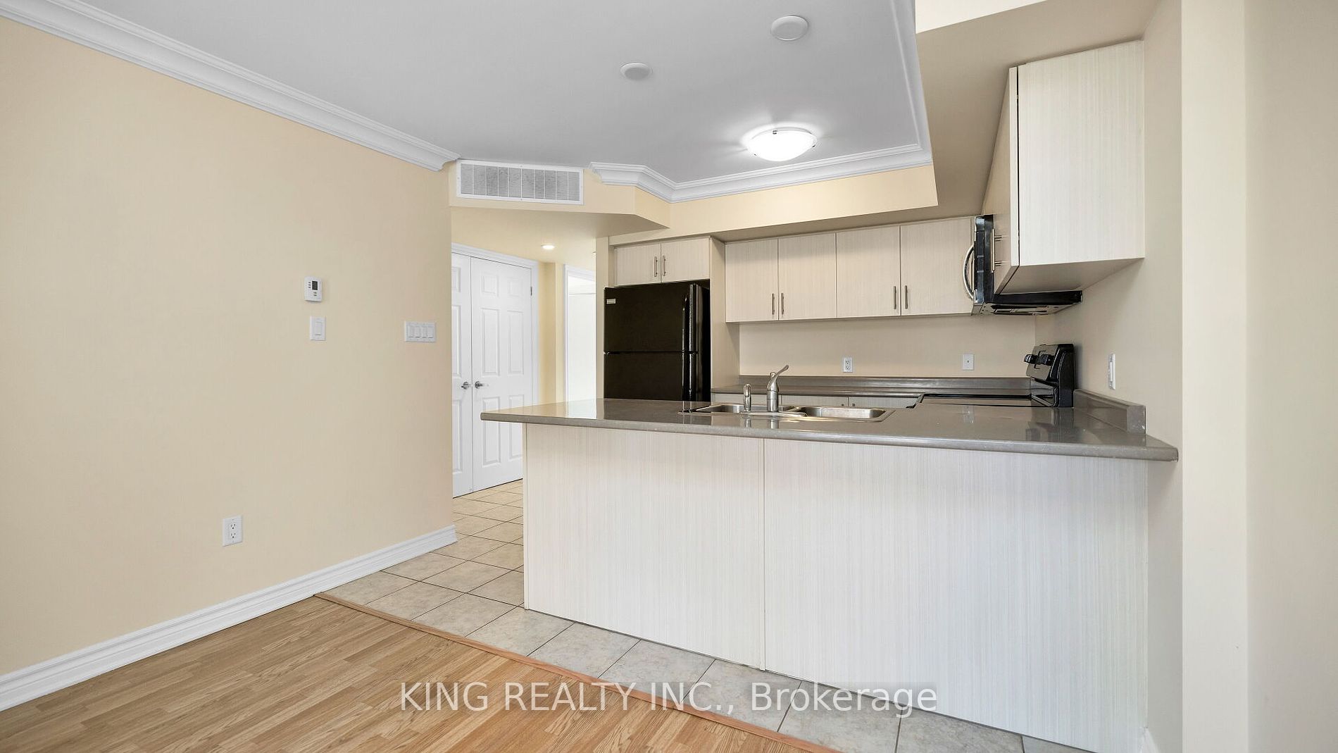 2441 Greenwich Drive #66