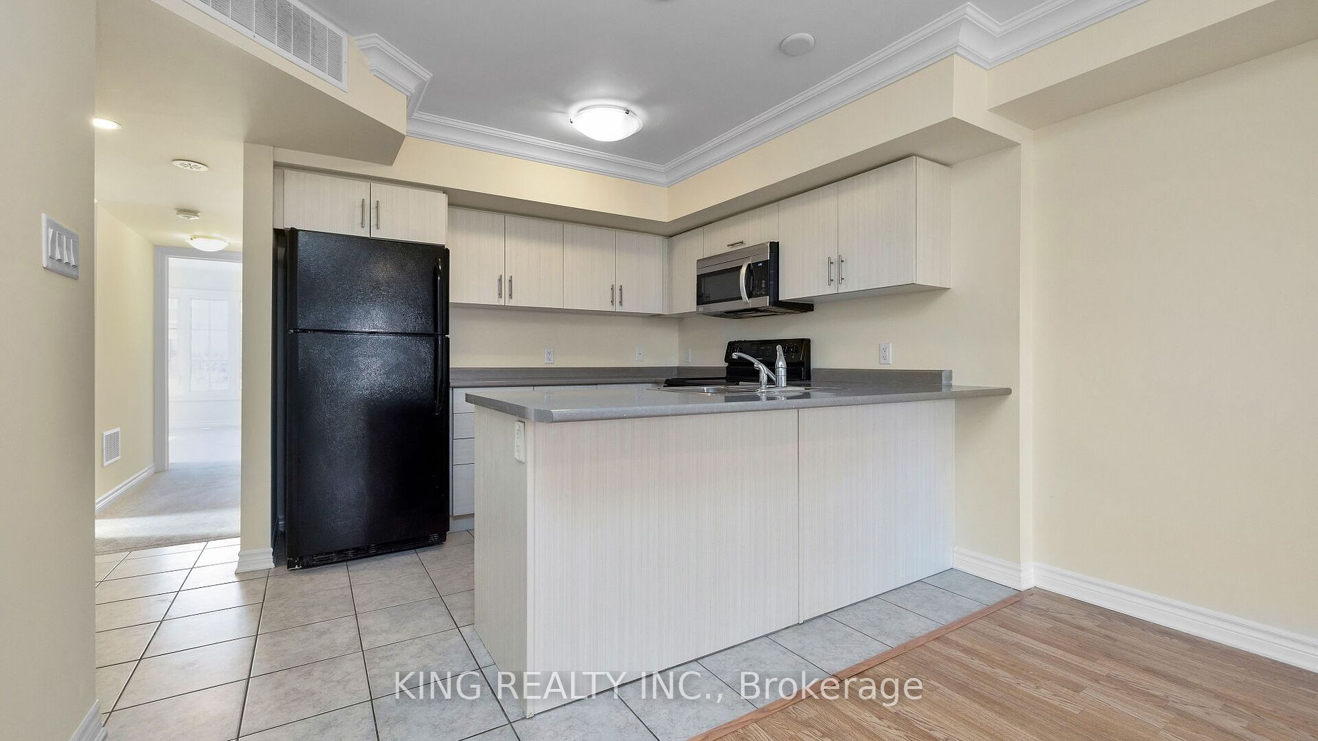 2441 Greenwich Drive #66