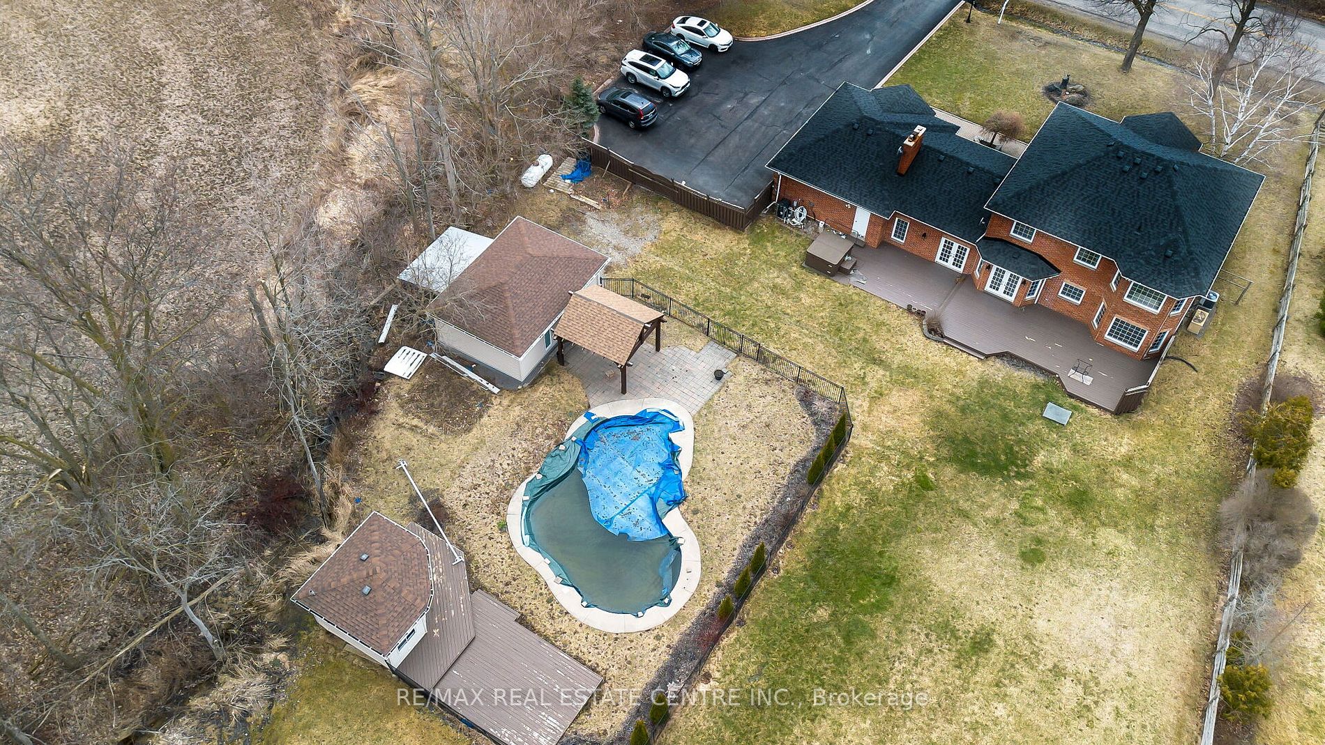 18805 Willoughby Rd