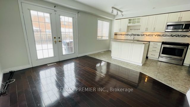 46 Culture Cres