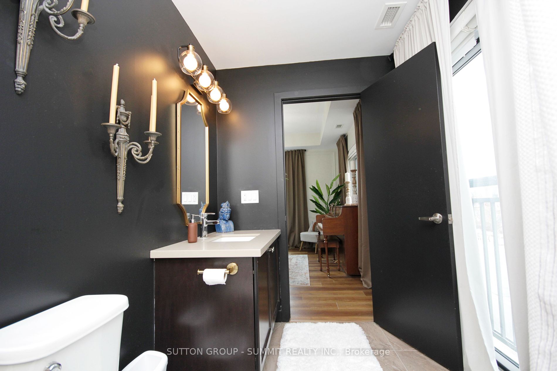 2486 Old Bronte Rd, #208