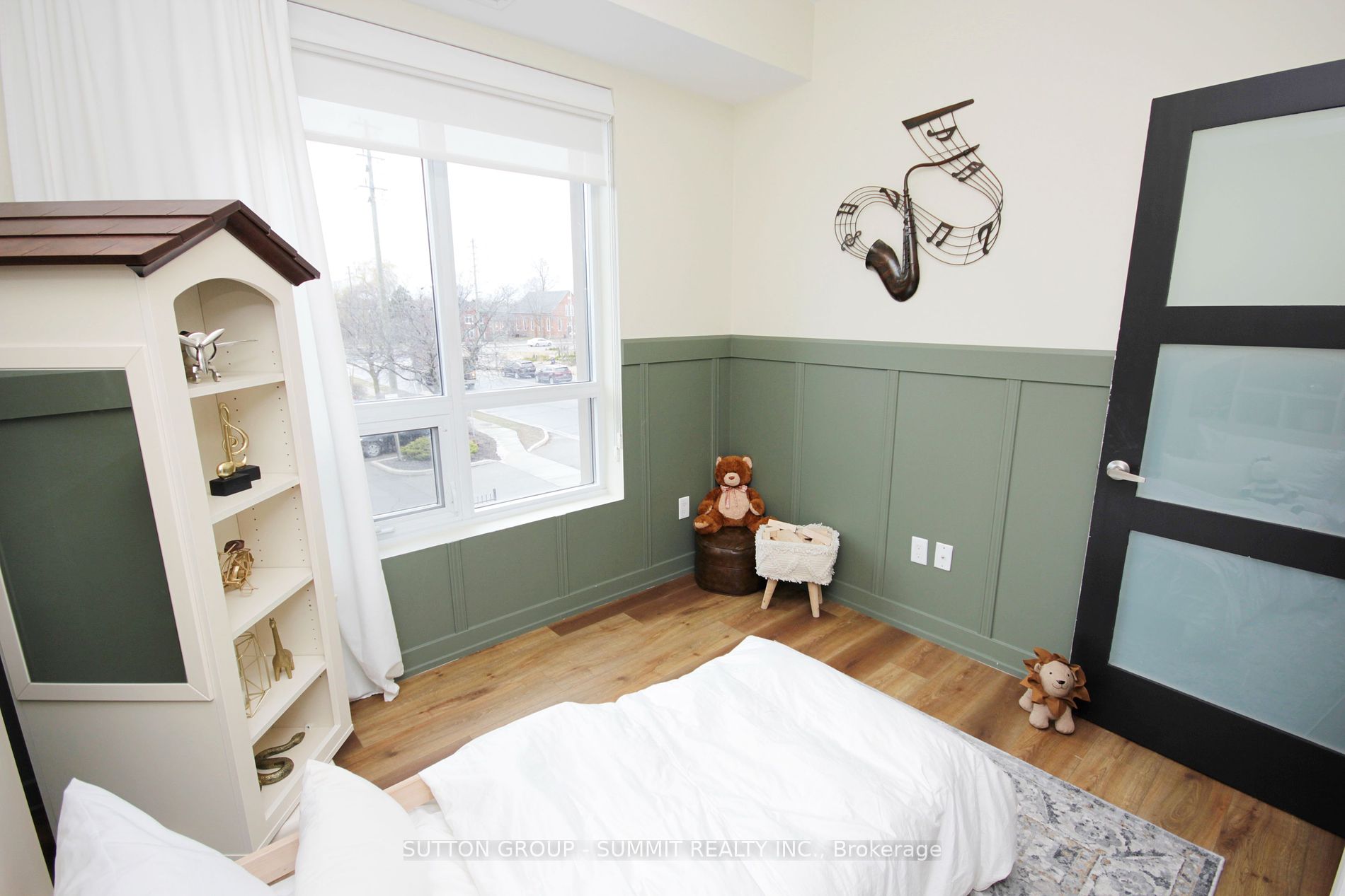 2486 Old Bronte Rd, #208