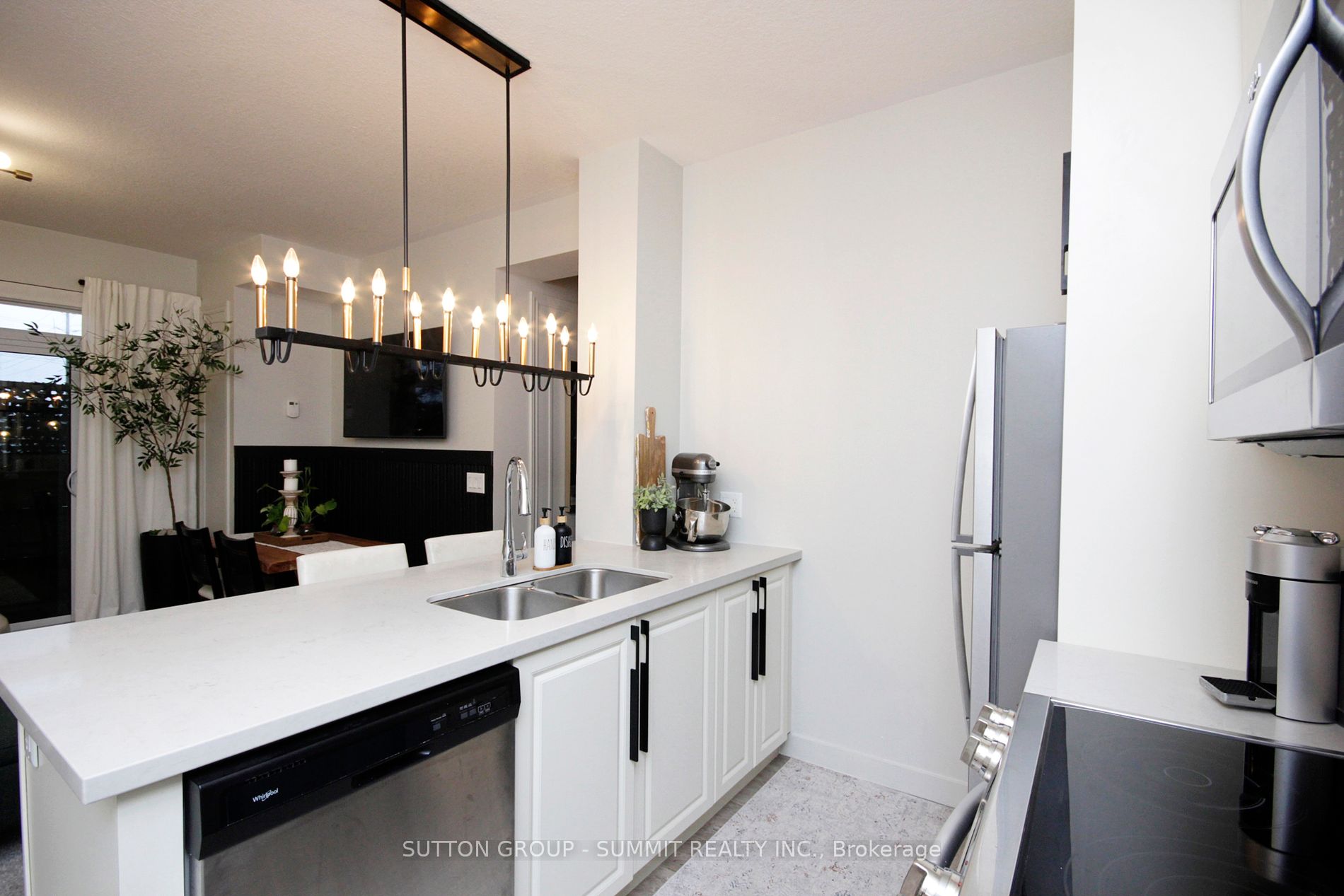 2486 Old Bronte Rd, #208