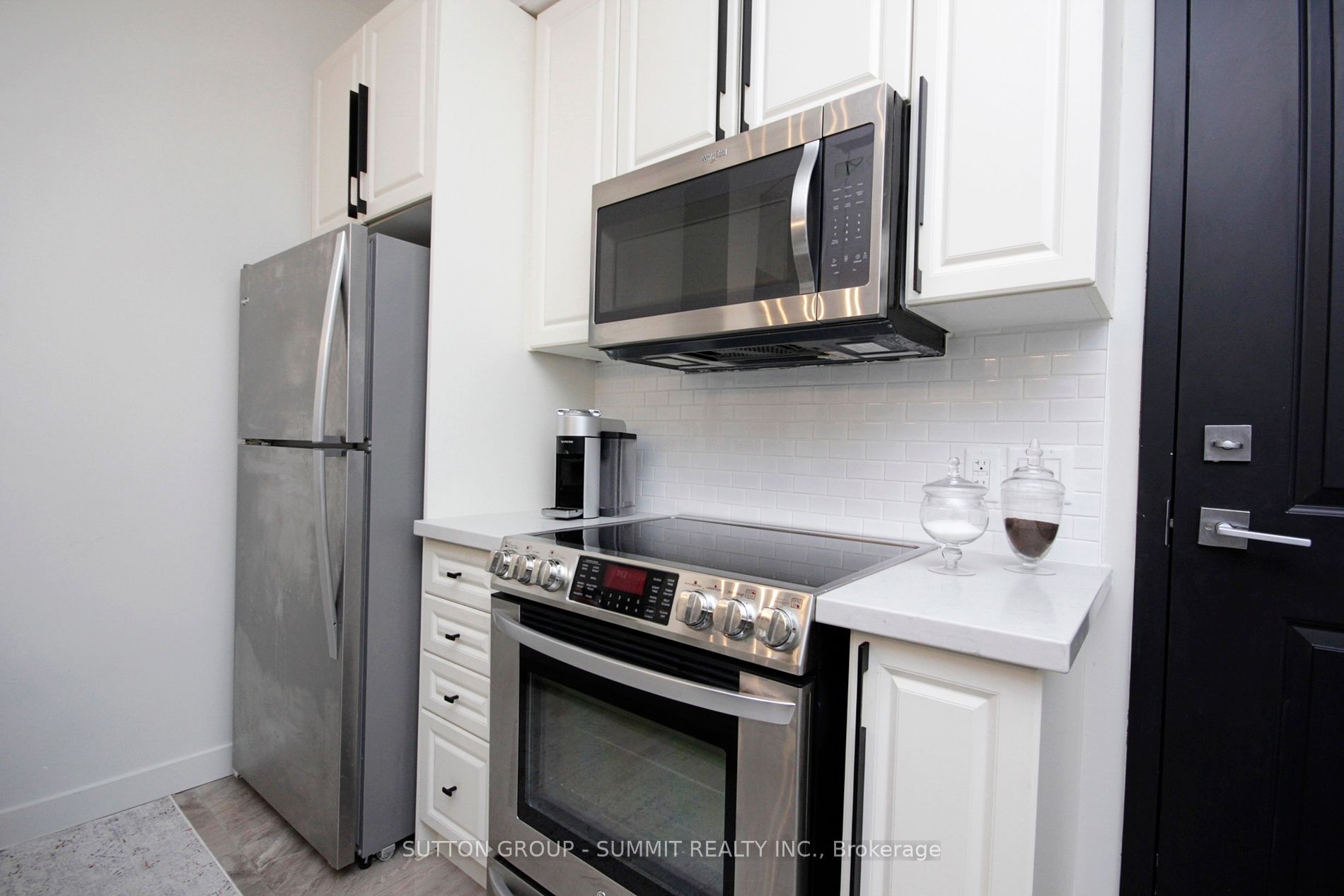 2486 Old Bronte Rd, #208